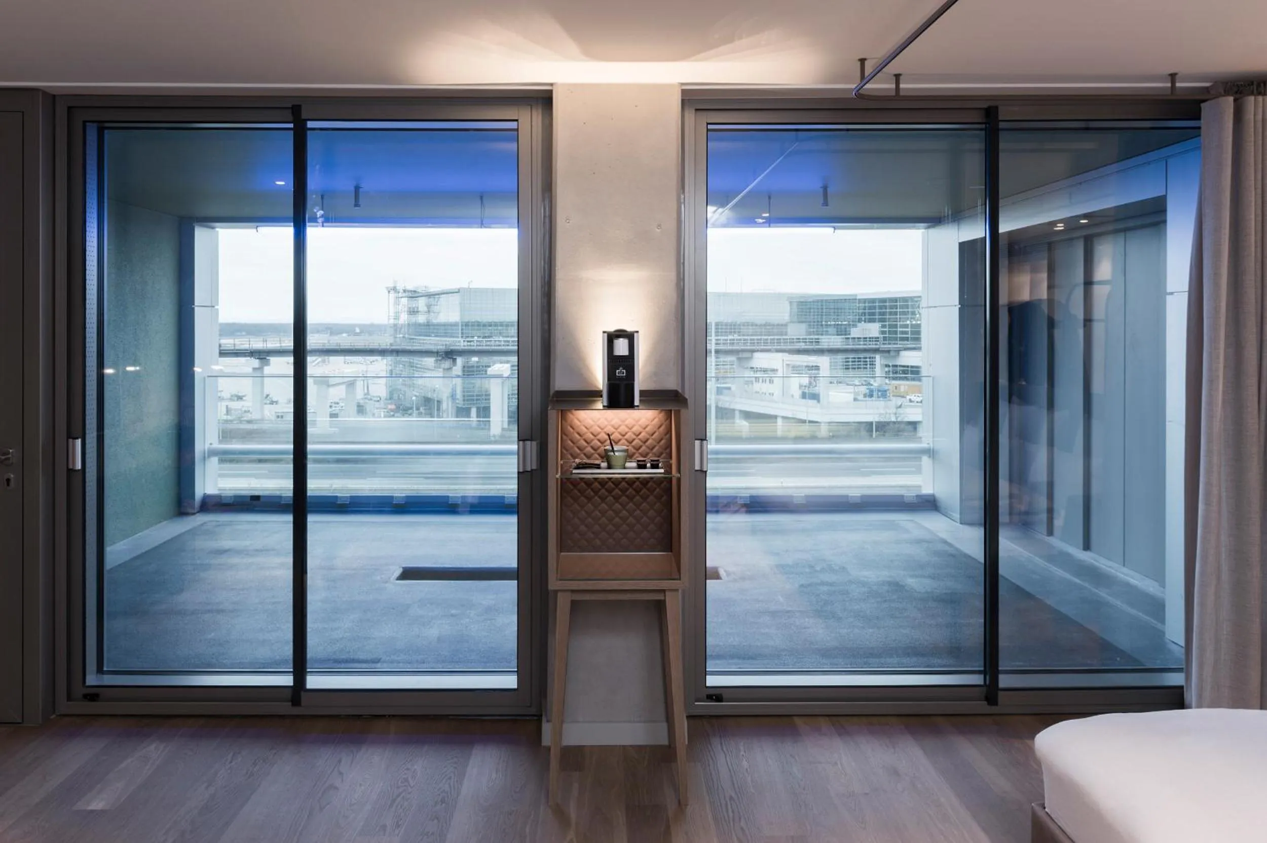 Bed in b'mine Hotel Frankfurt Airport