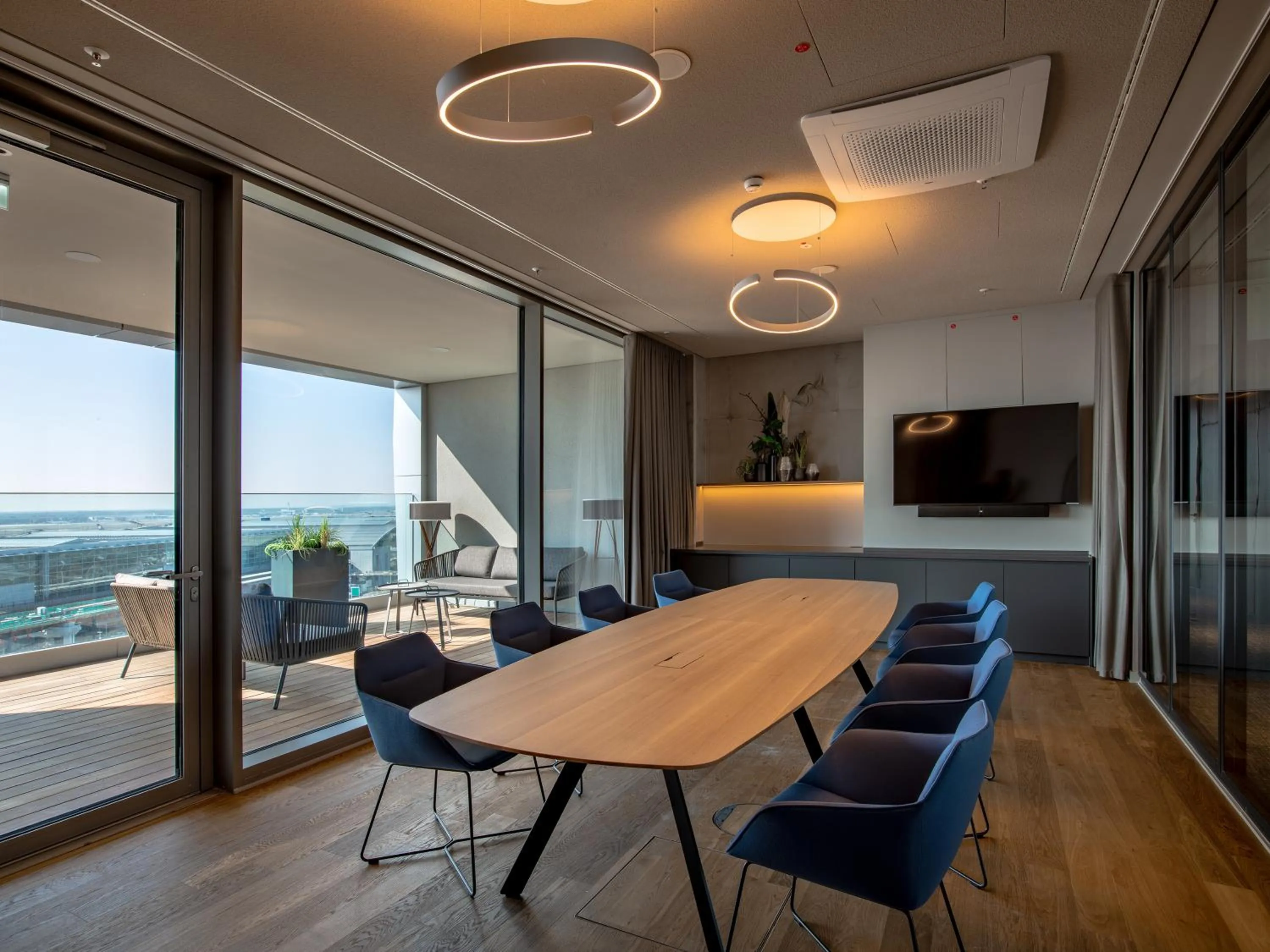 Balcony/Terrace in b'mine Hotel Frankfurt Airport