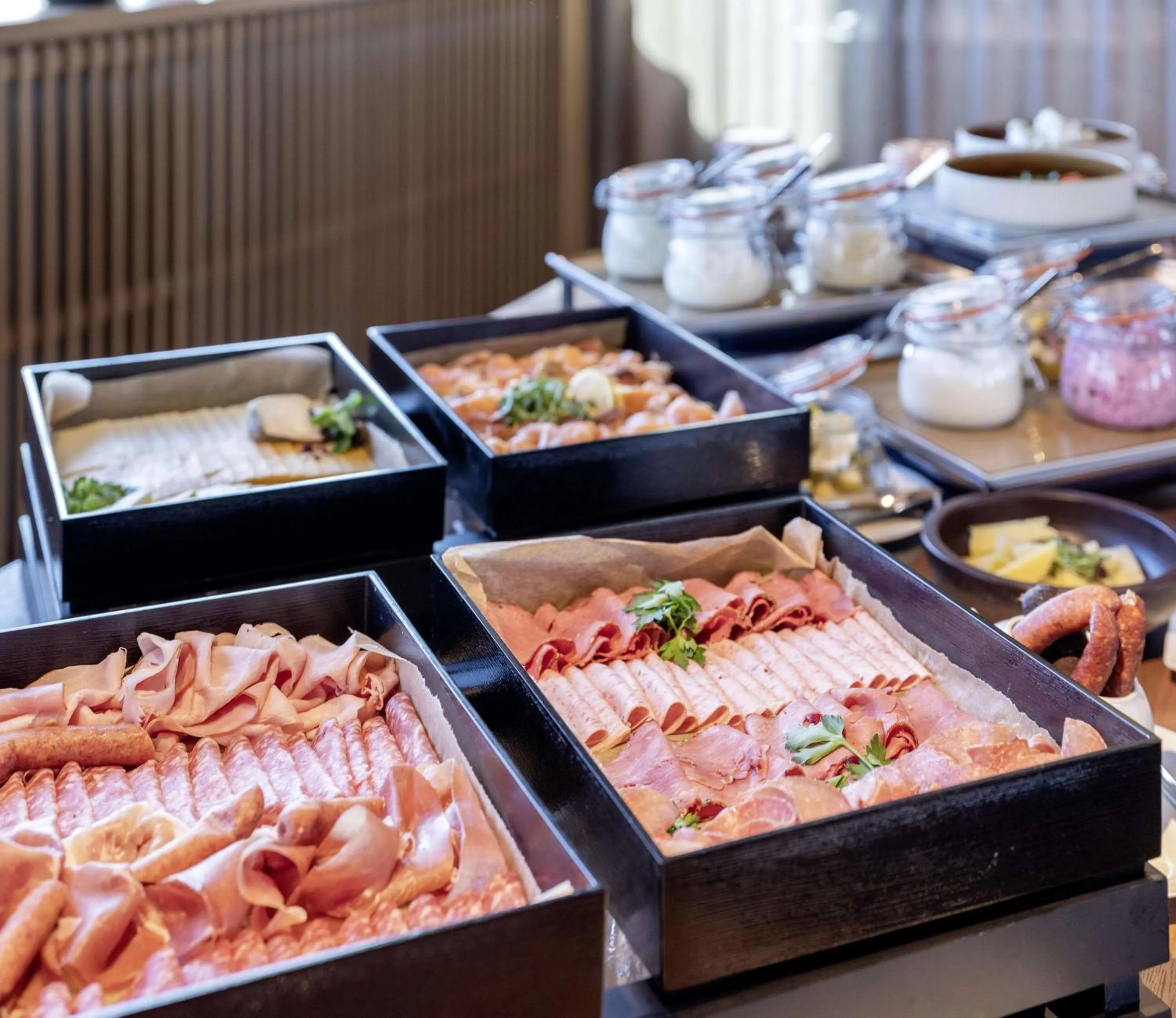 Food and drinks in b'mine Hotel Frankfurt Airport