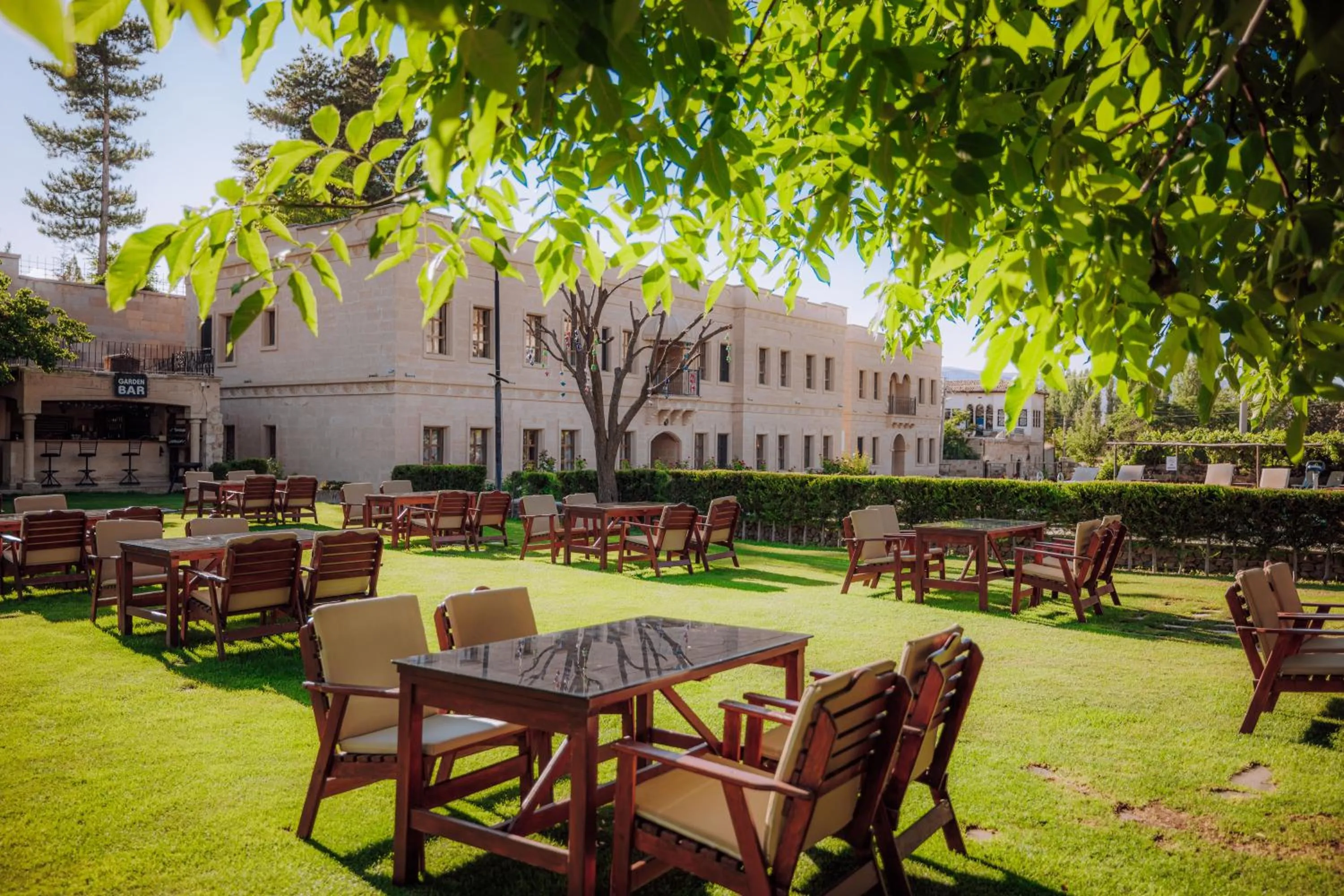 Property building in MAHİYE HANIM KONAĞI