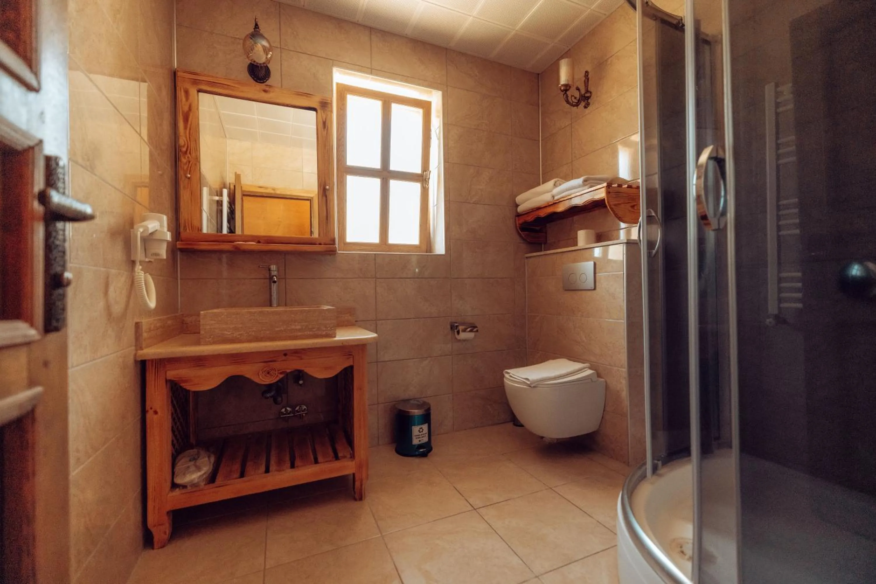 Shower in MAHİYE HANIM KONAĞI