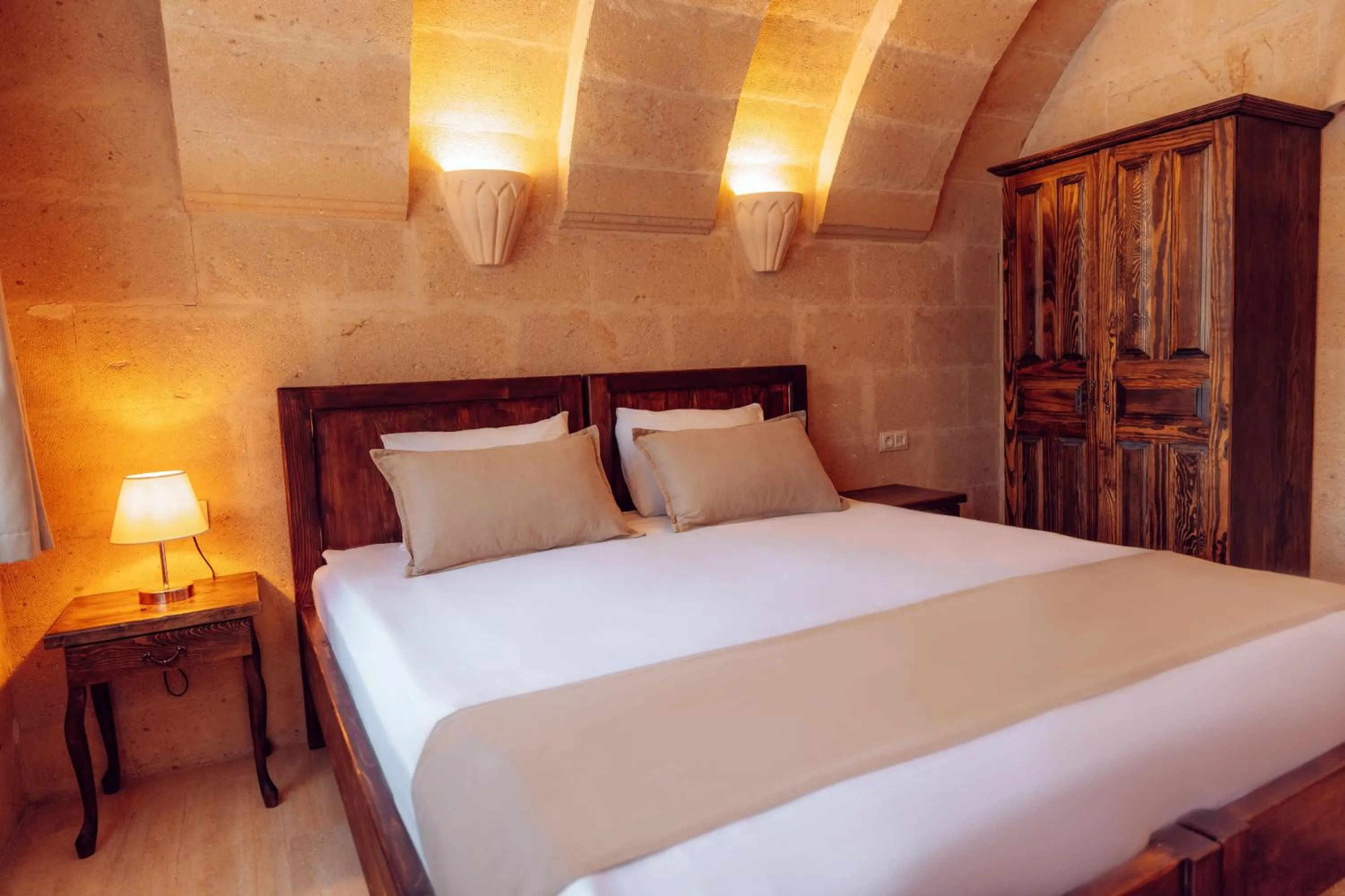 Bed in MAHİYE HANIM KONAĞI