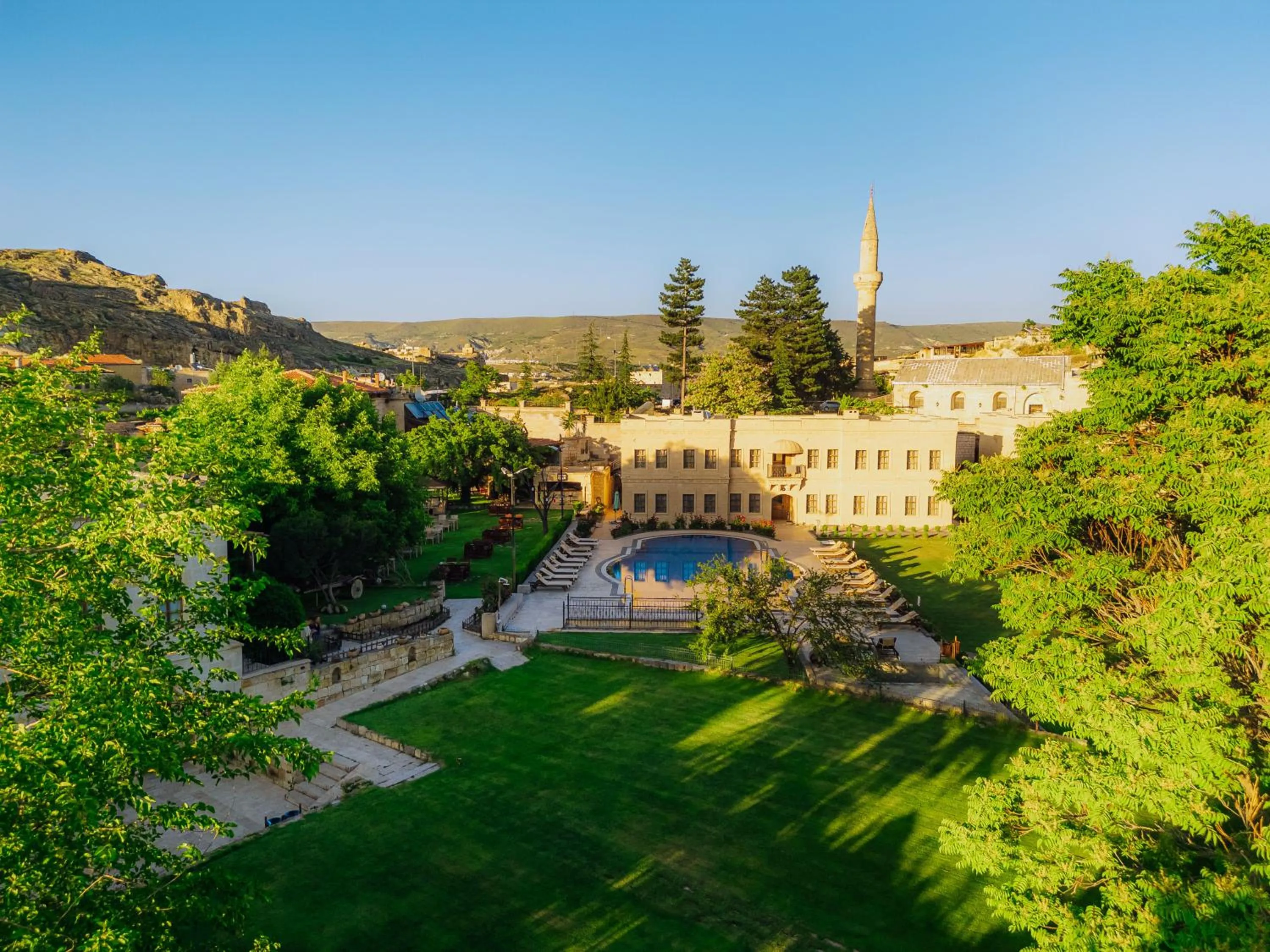 Property building in MAHİYE HANIM KONAĞI