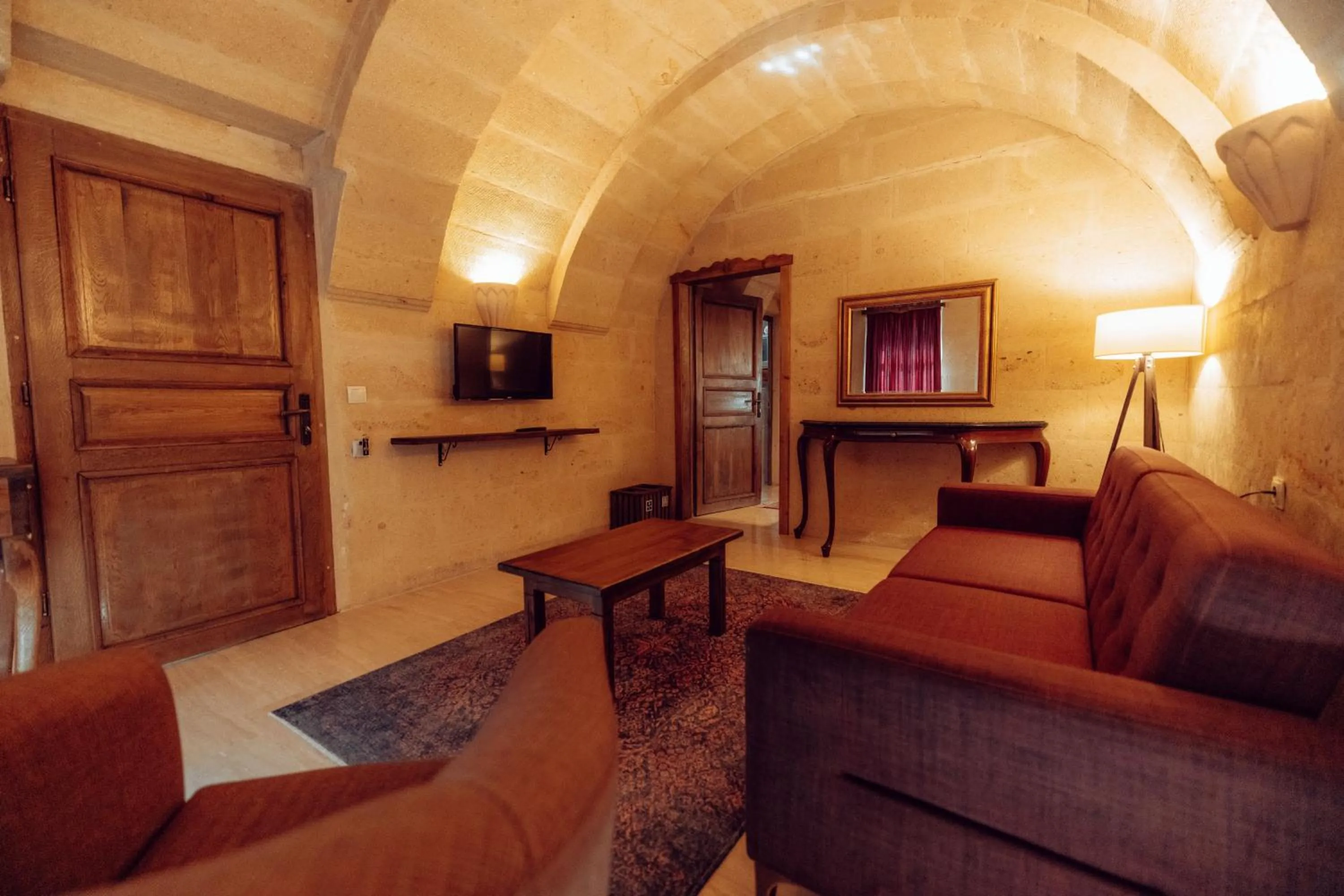 Communal lounge/ TV room in MAHİYE HANIM KONAĞI