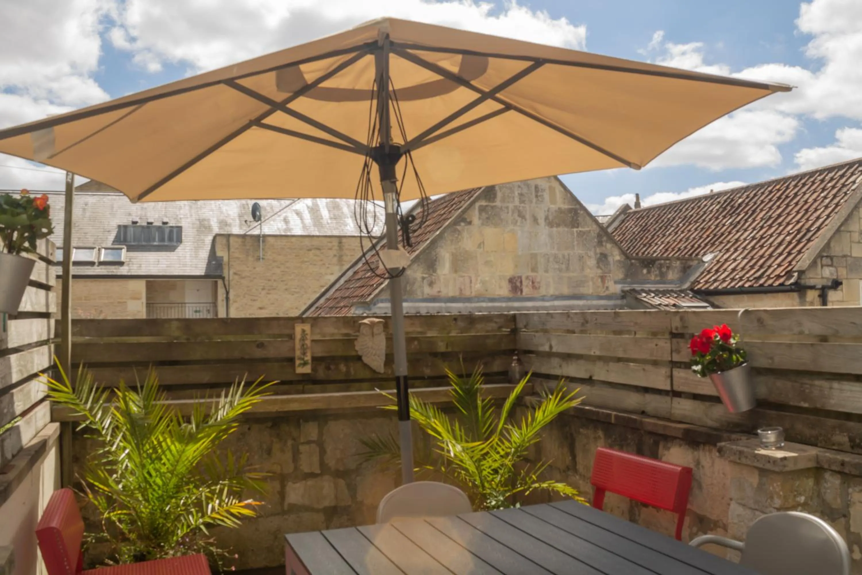 Balcony/Terrace in Sydney Wharf House