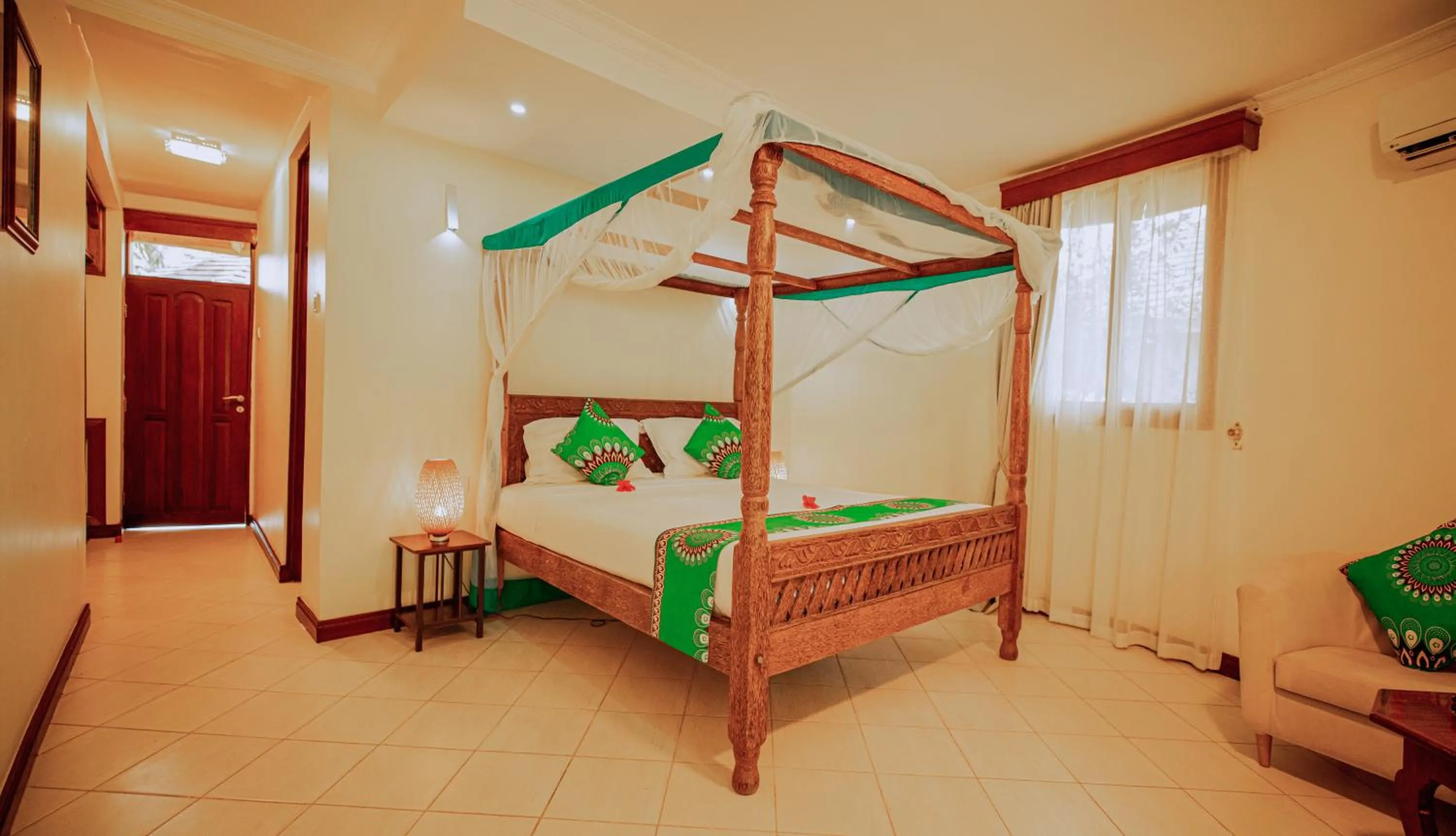 Bed in Sansi Kae Beach Resort