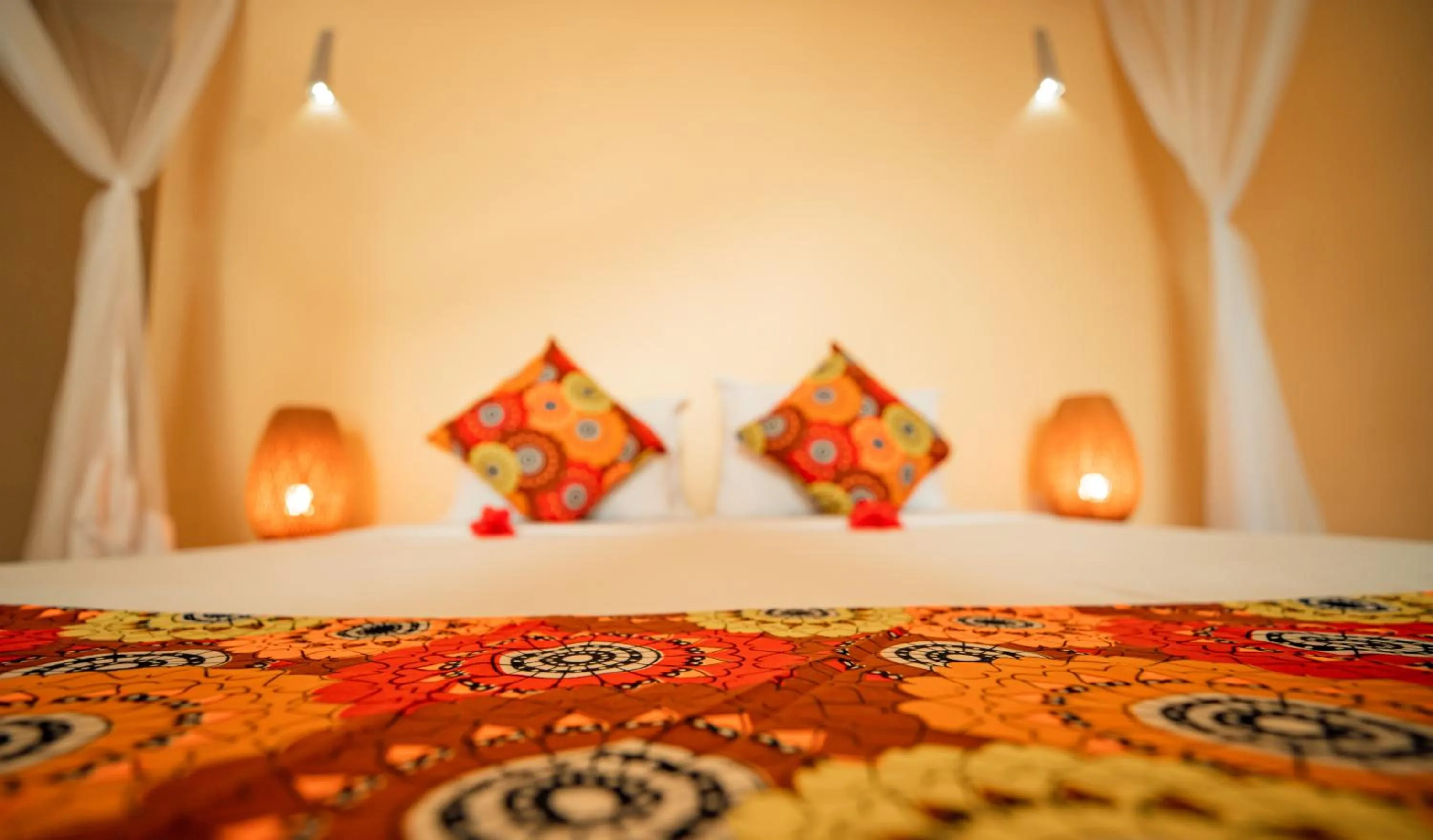 Bed in Sansi Kae Beach Resort