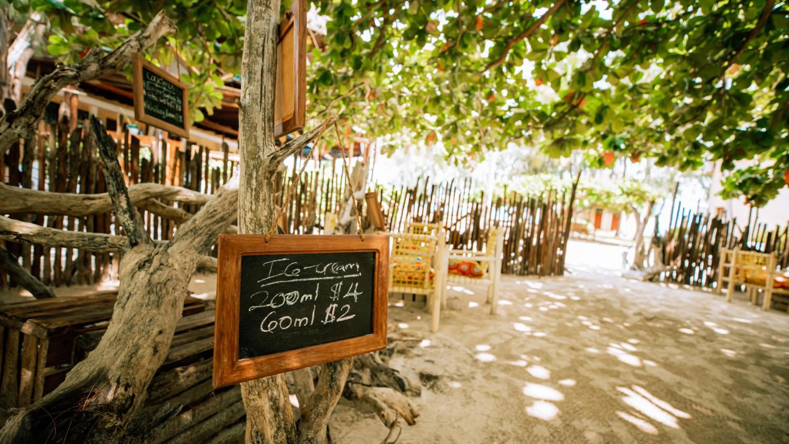 Entertainment in Sansi Kae Beach Resort