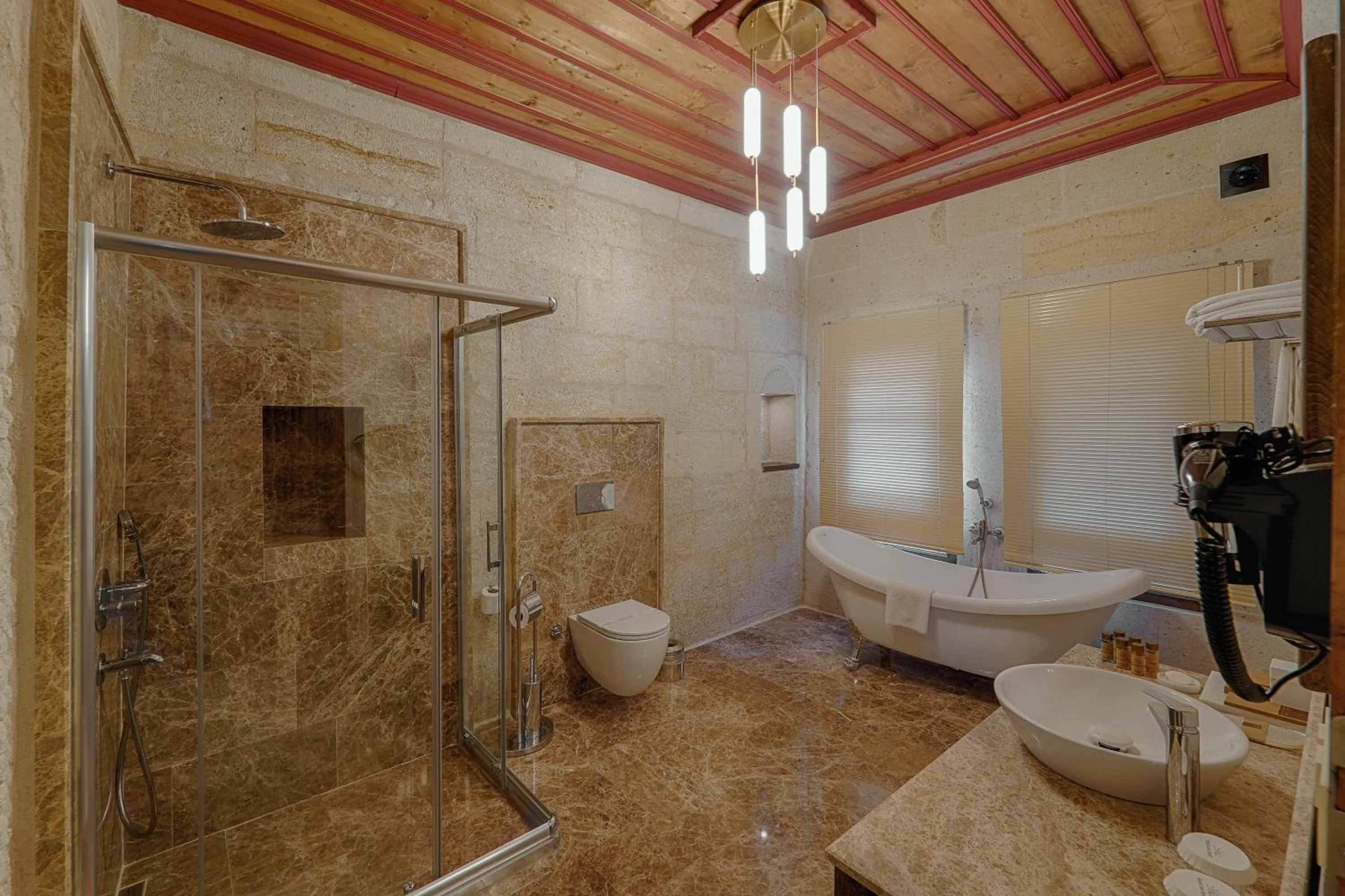 Toilet in Solem Cave Suites