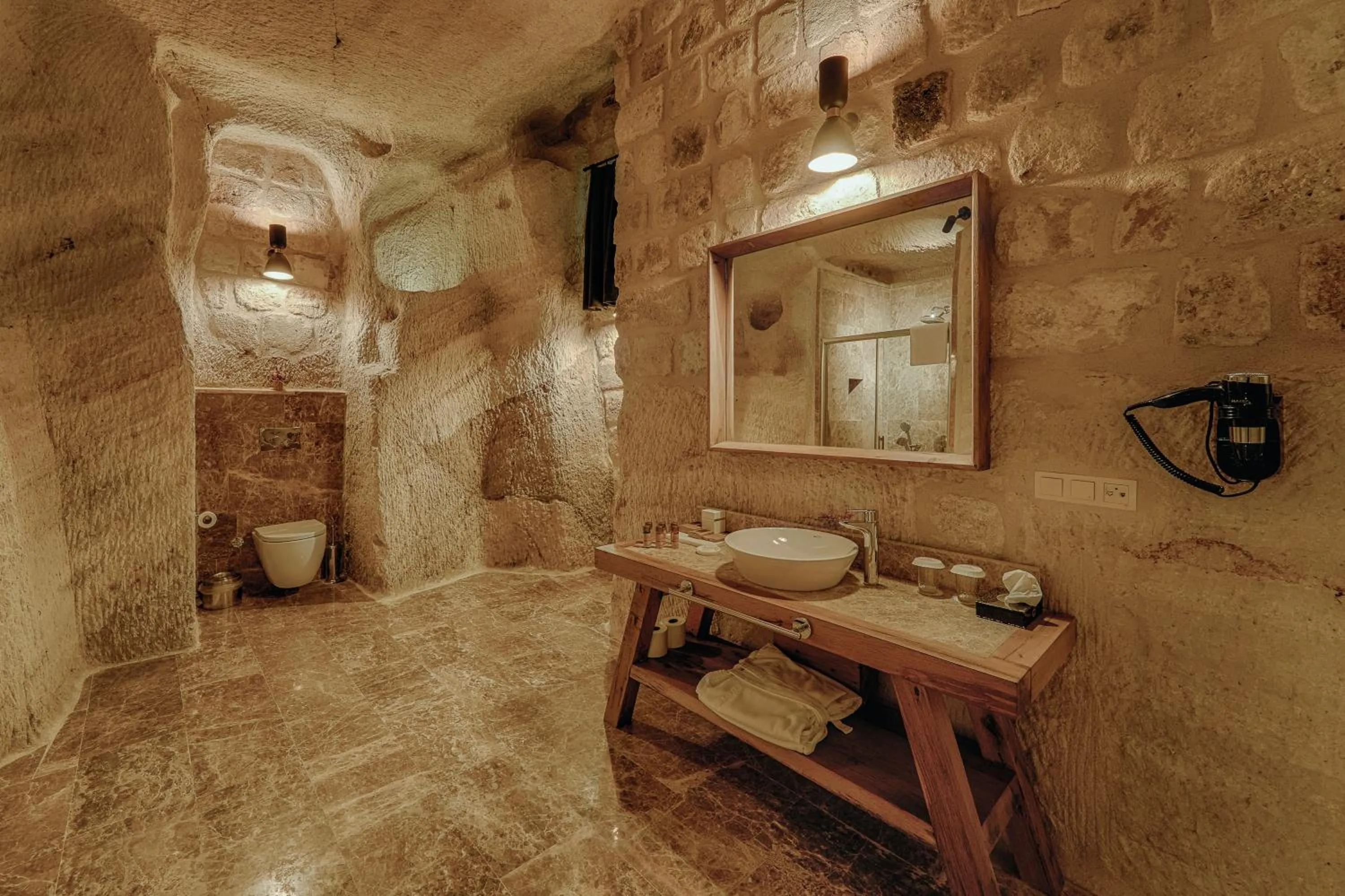 Bathroom in Solem Cave Suites