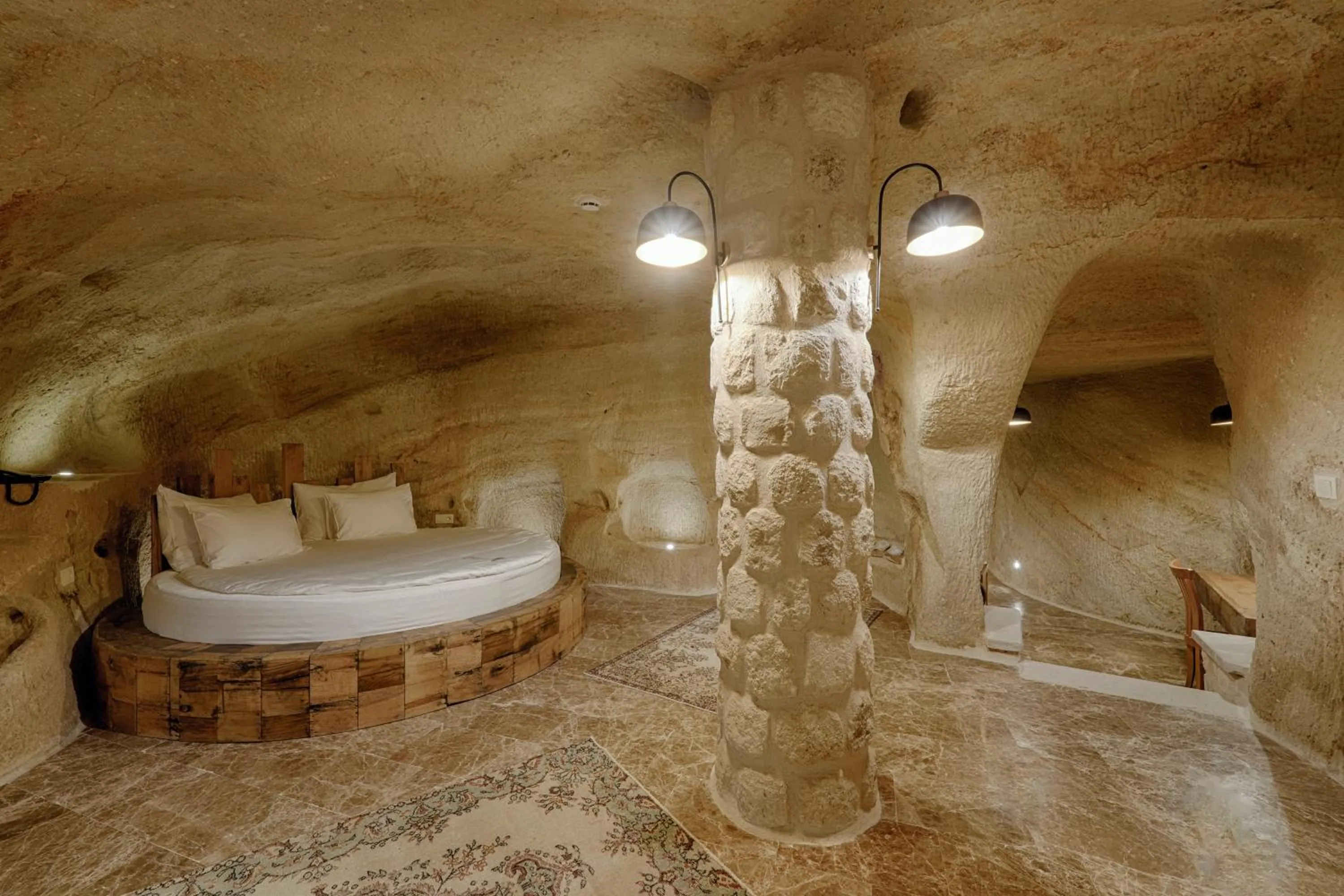 Bed in Solem Cave Suites