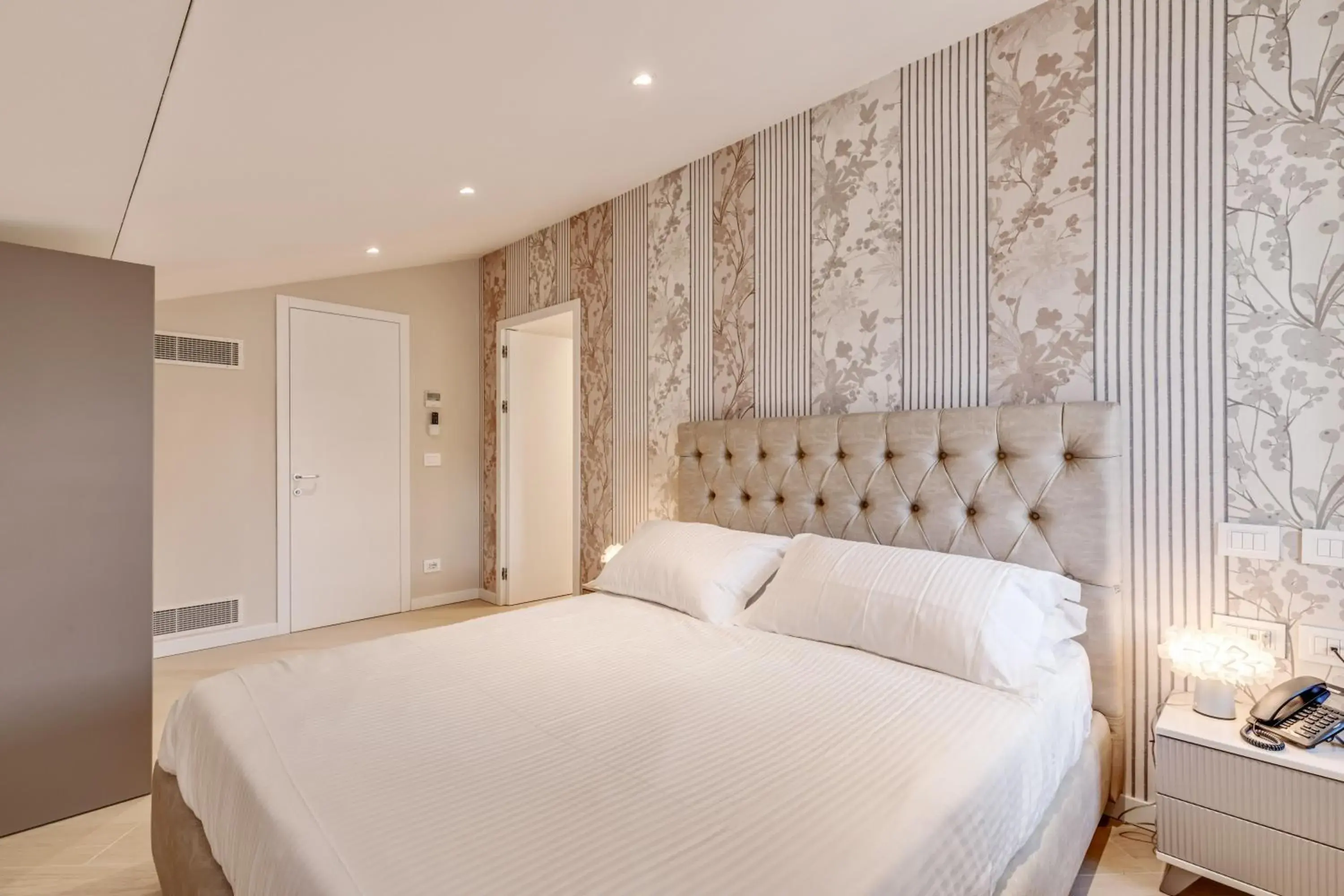 Bed in Oriana Homèl Udine Bed in Oriana Homèl Udine