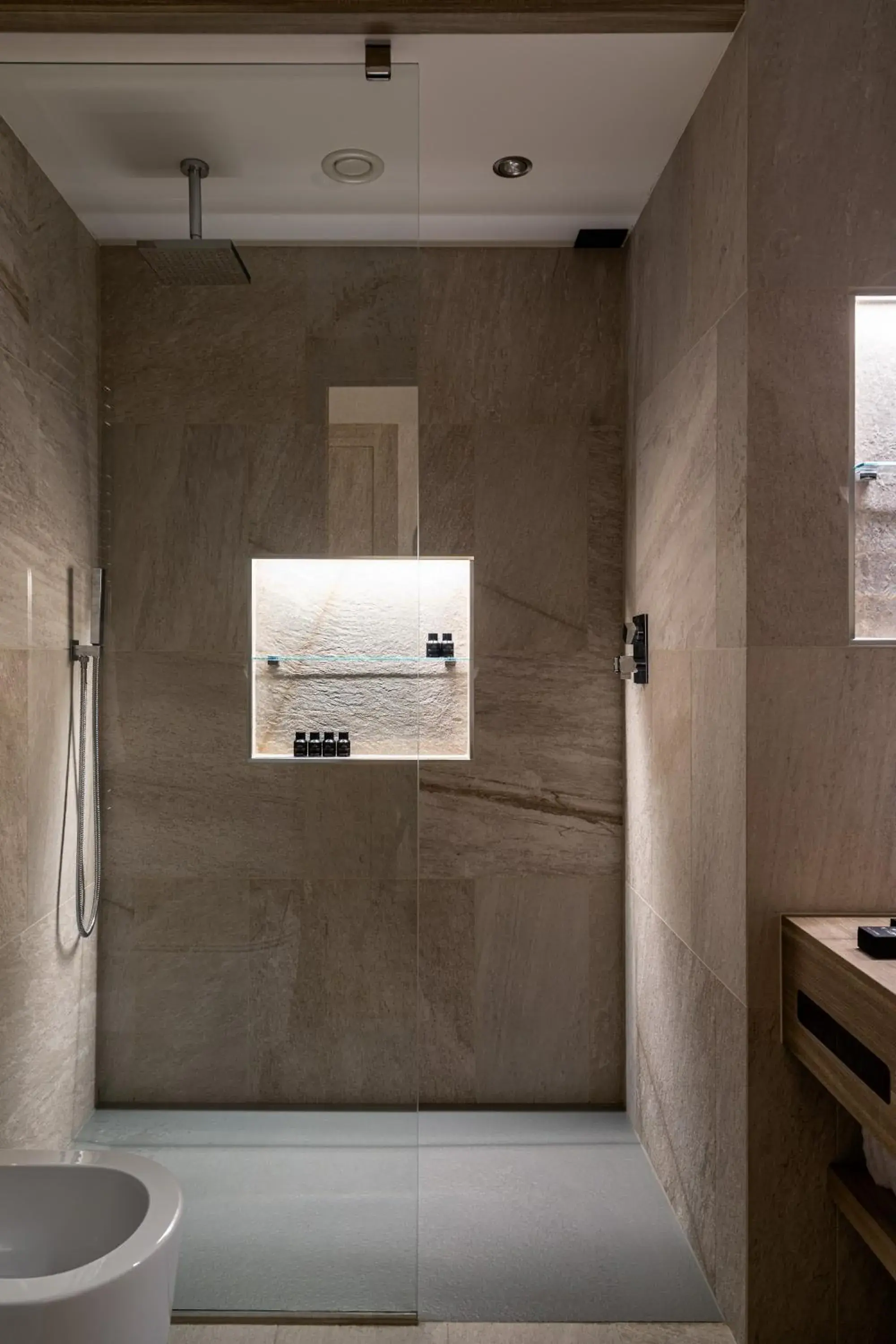 Bathroom in Cervino - VRetreats Bathroom in Cervino - VRetreats