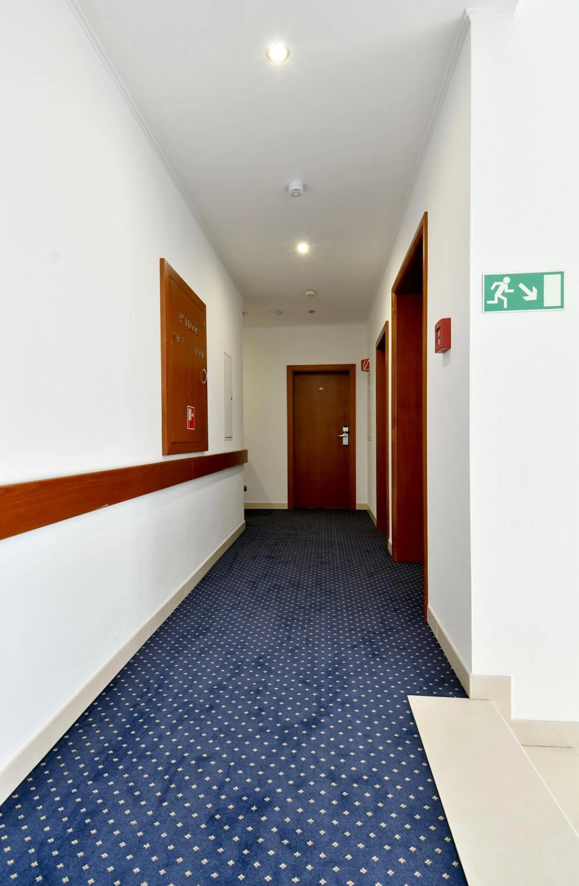 Property building in Hotel Coronet