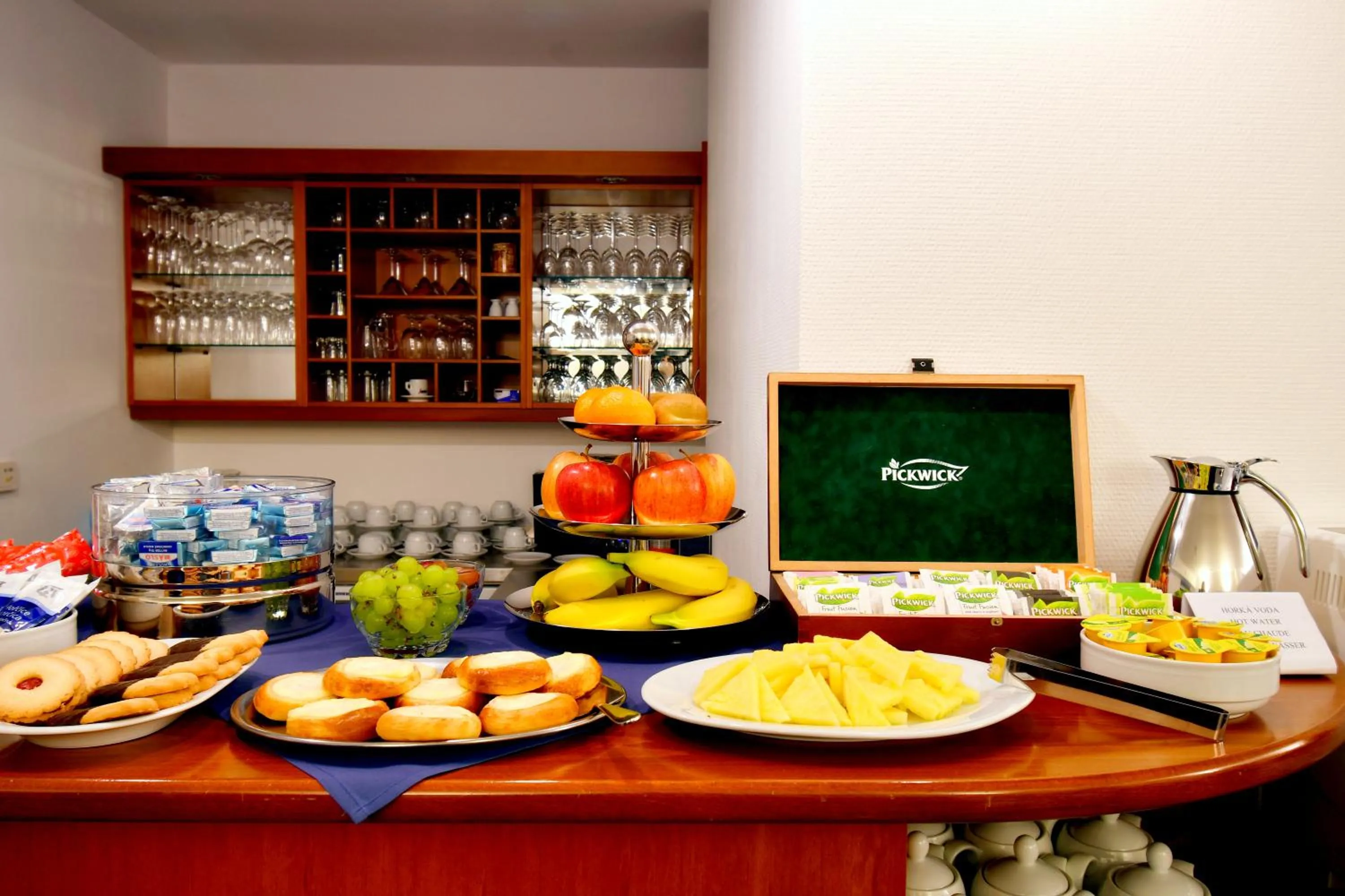 Buffet breakfast in Hotel Coronet