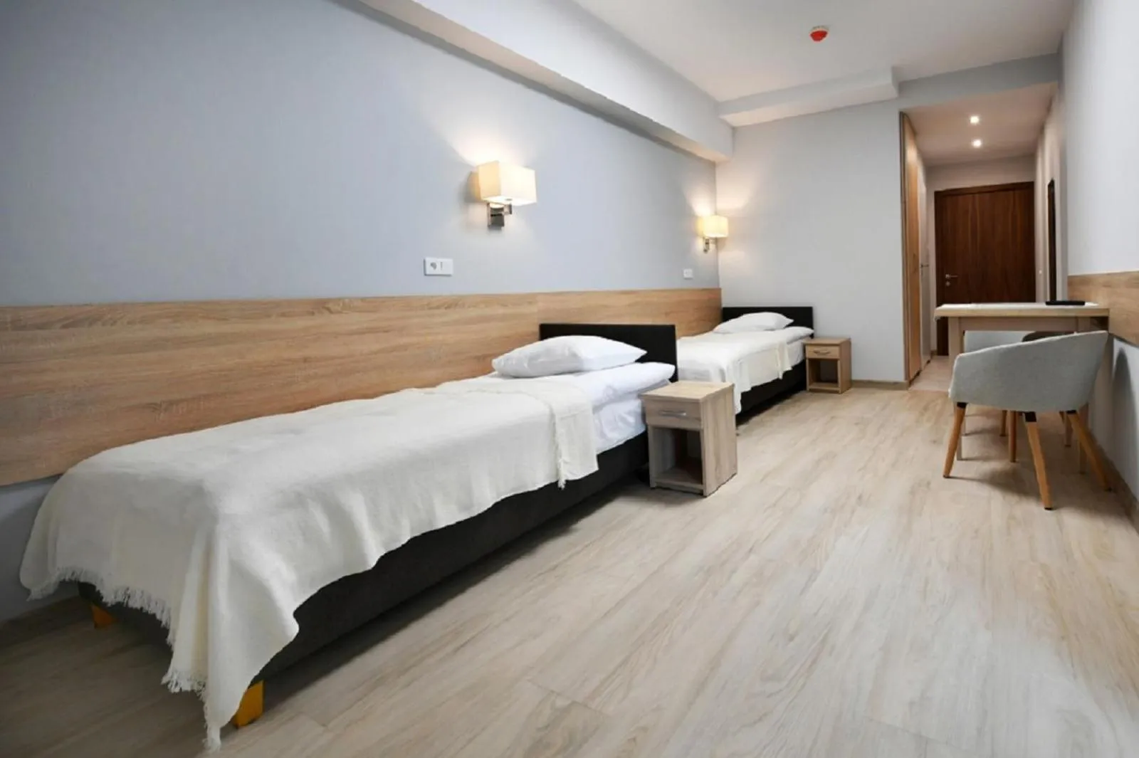 Photo of the whole room, Bed in Fotex