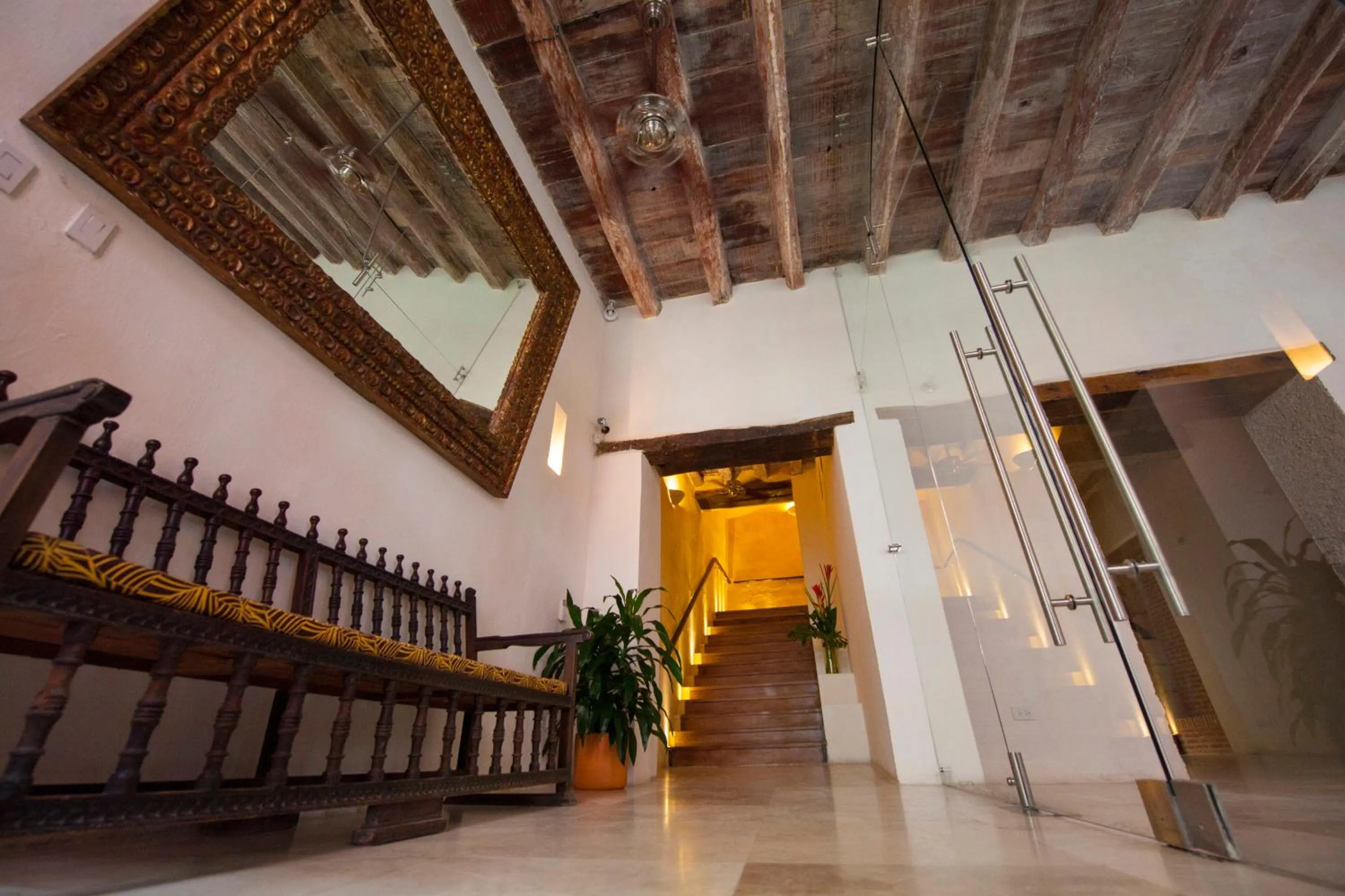 Facade/entrance in Casa Cordoba Román