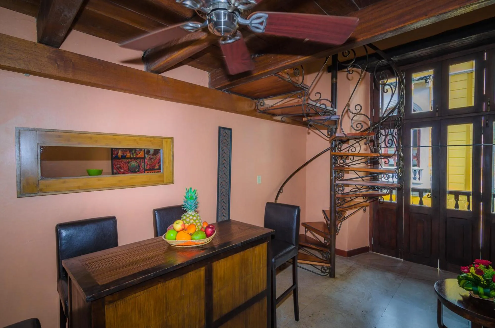 Decorative detail in Casa Cordoba Román