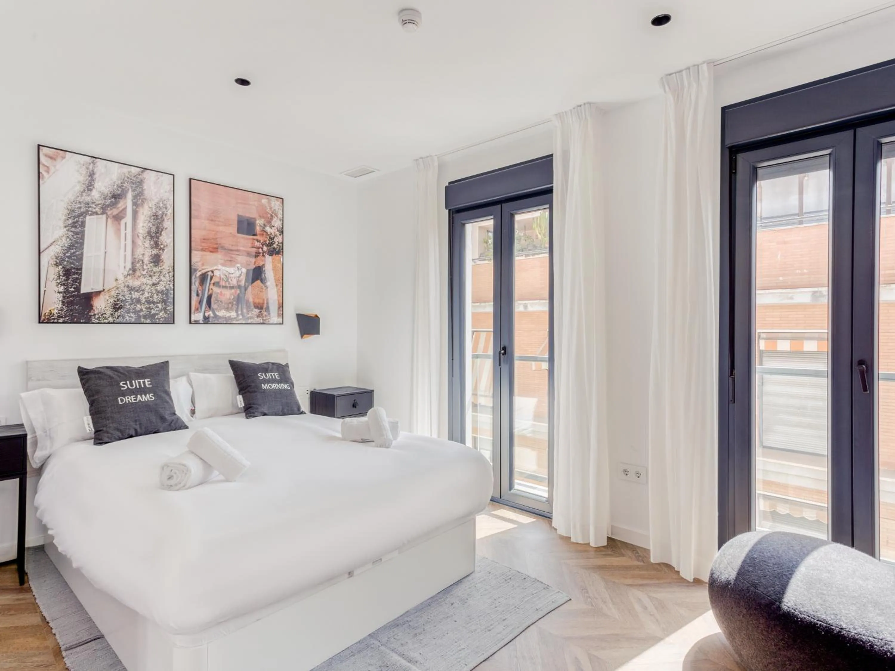 Bed in Limehome Málaga Calle Ancha del Carmen - Digital Access