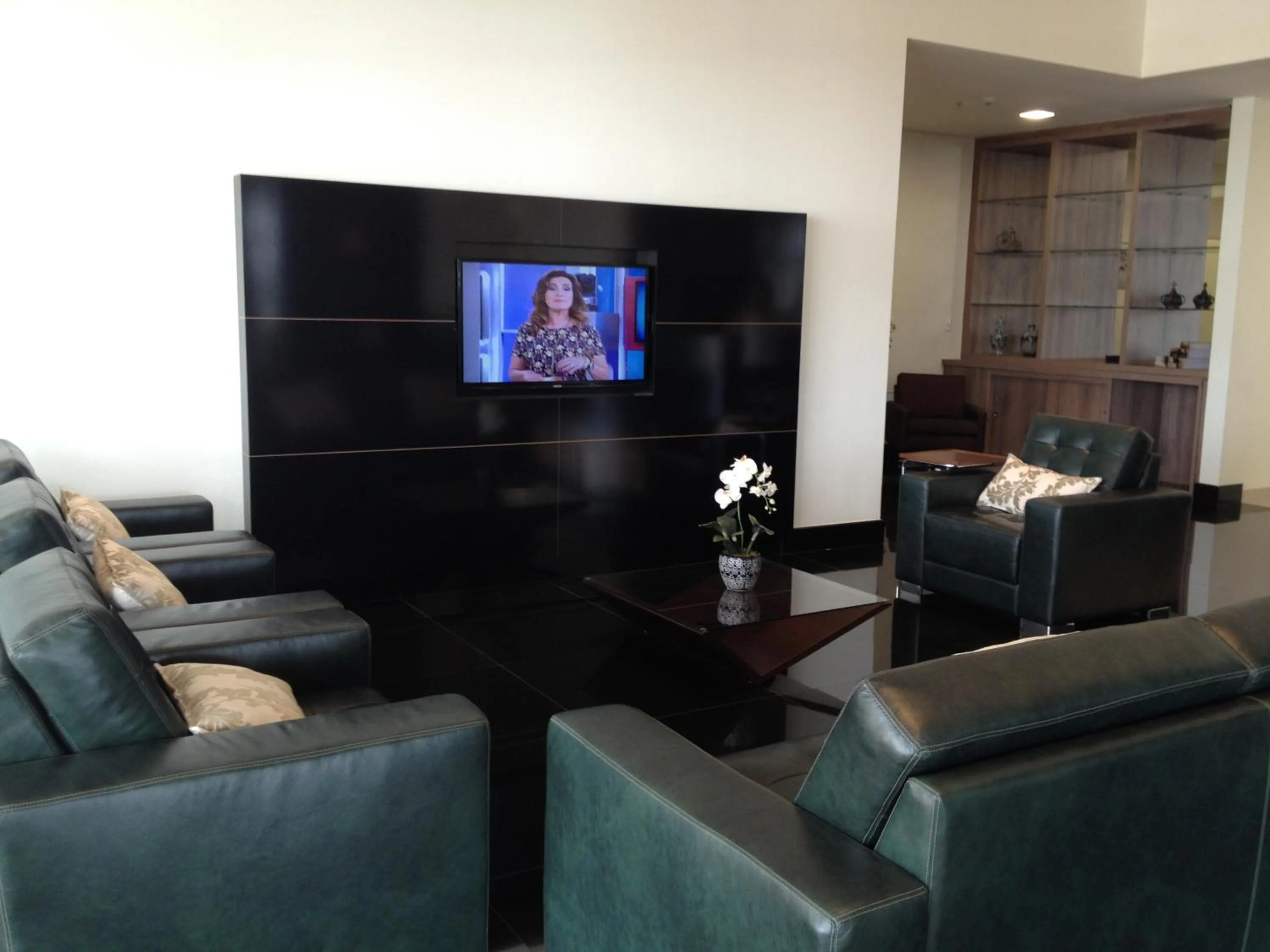 Living room in Porto Feliz Executive Hotel