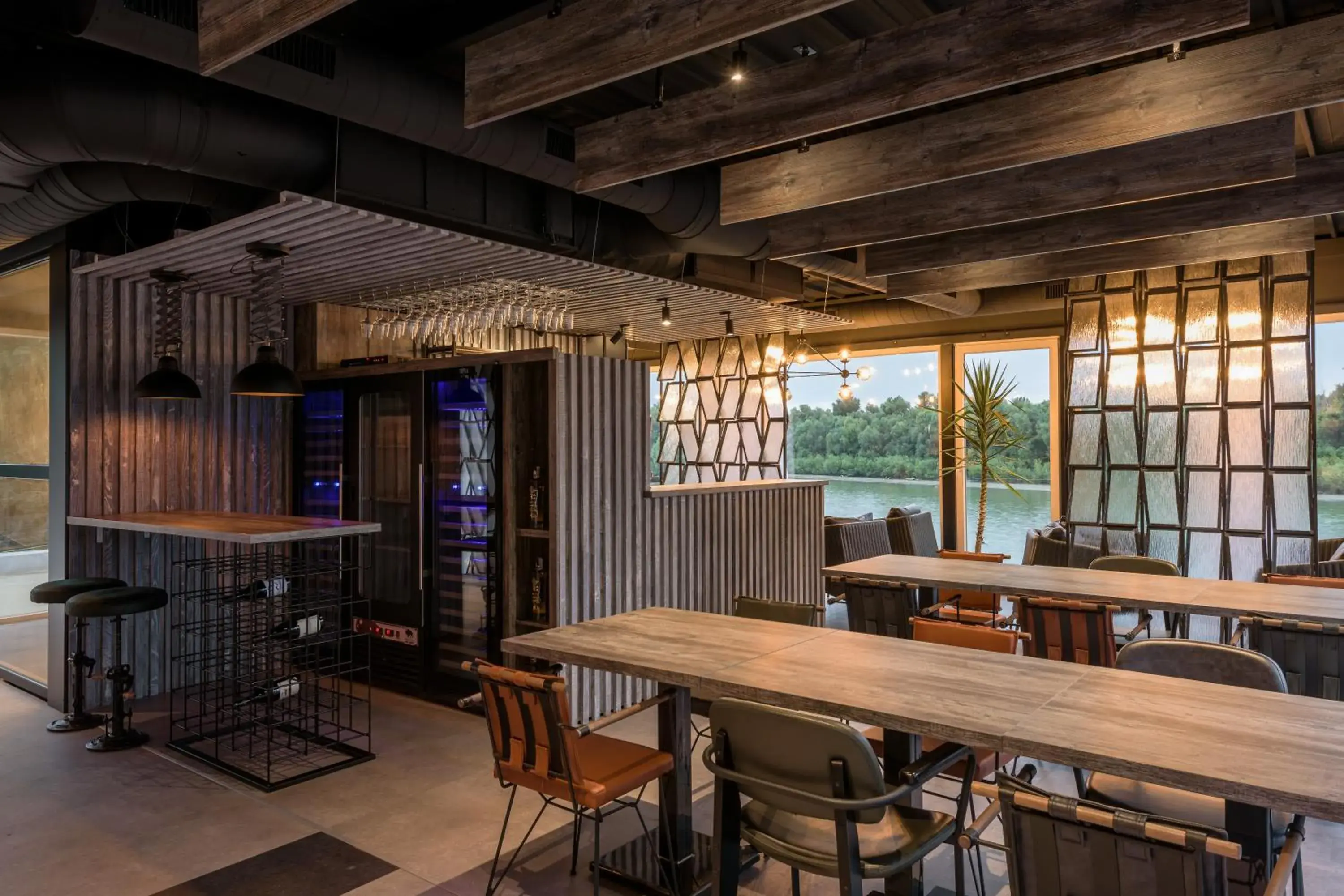 Restaurant/places to eat in Joy 5 Hotel & SPA Restaurant/places to eat in Joy 5 Hotel & SPA