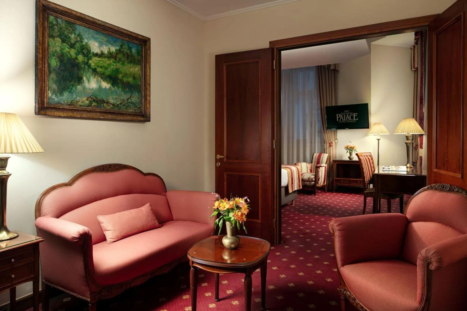 room service in Art Nouveau Palace Hotel