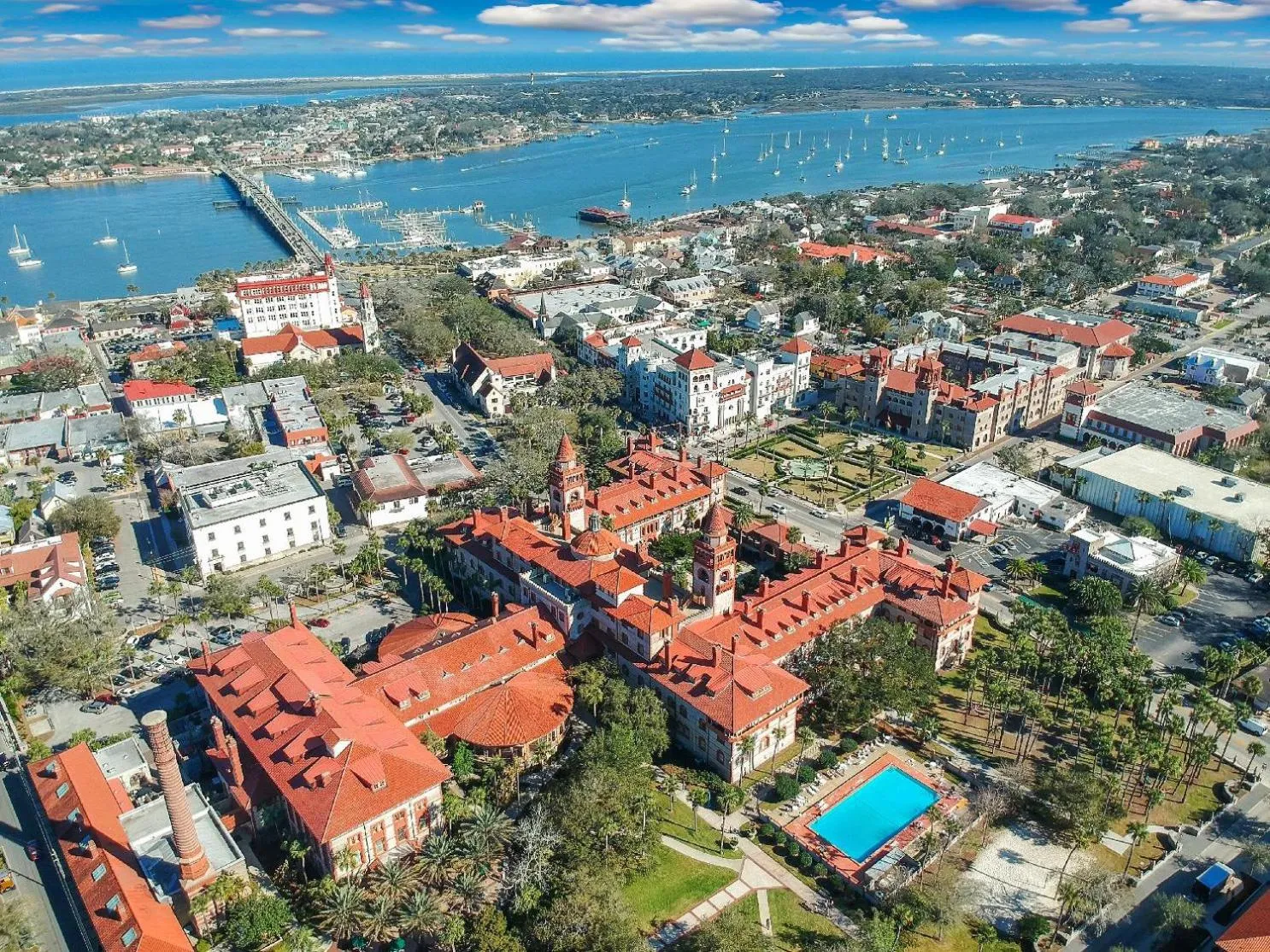 Area and facilities in The Local - St. Augustine