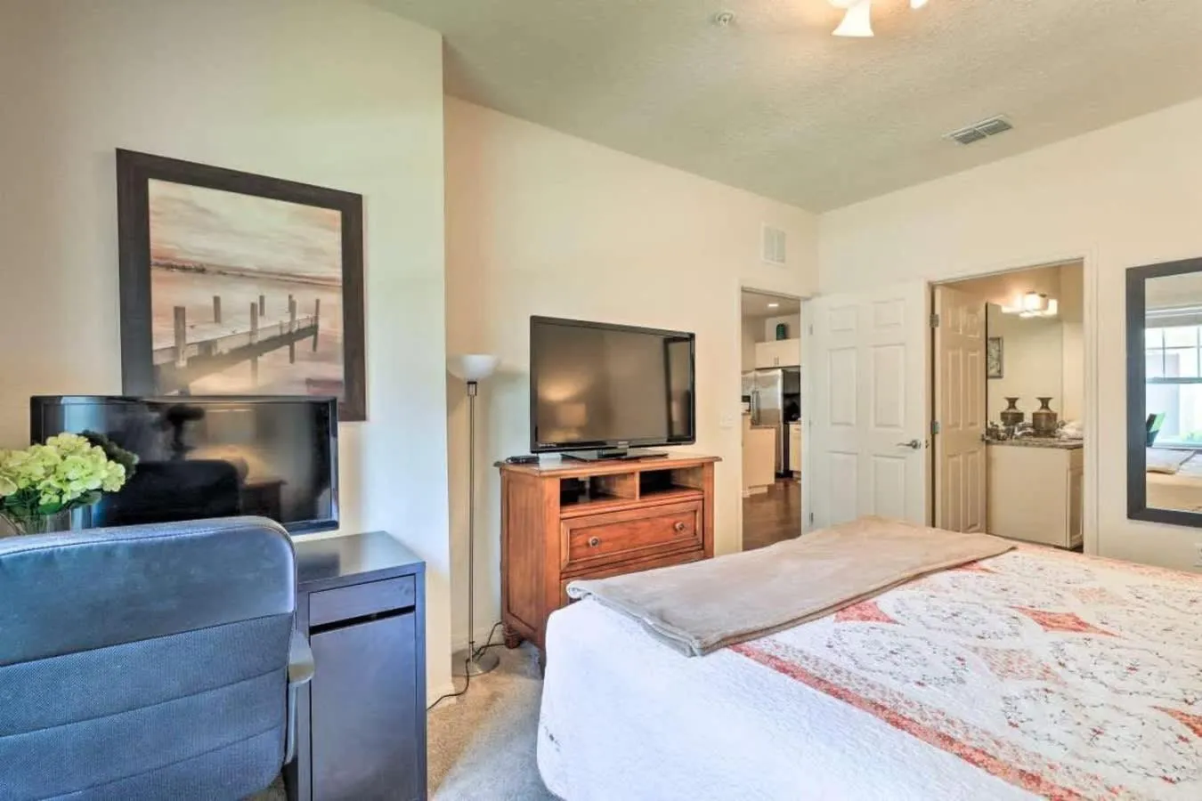 Bed in Marvelous 3 Bd Close To Disney @ Lucaya Resort 107 5364