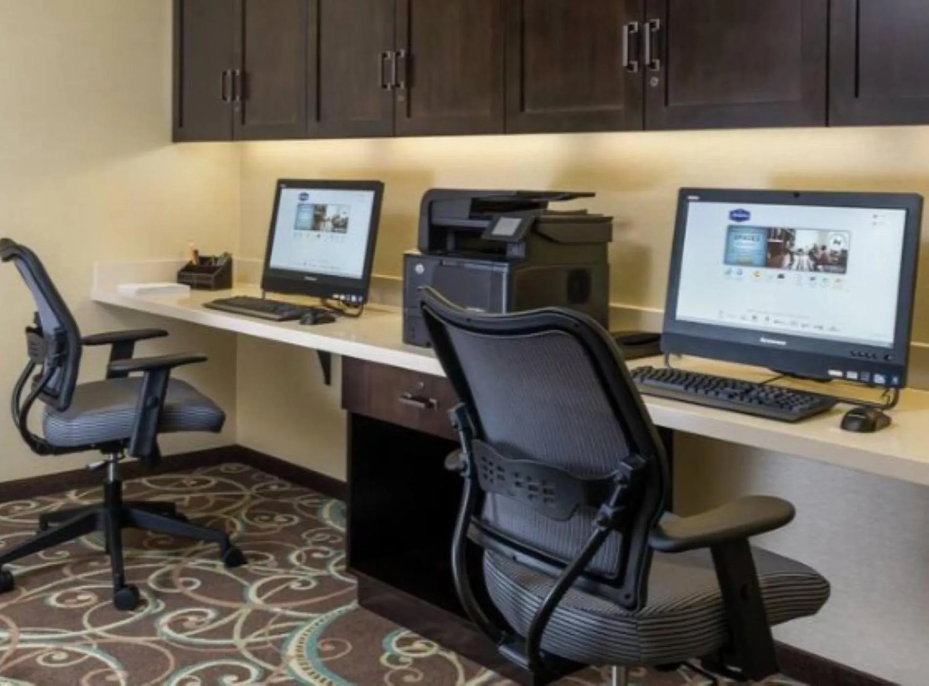 Business facilities in Hampton Inn & Suites San Bernardino