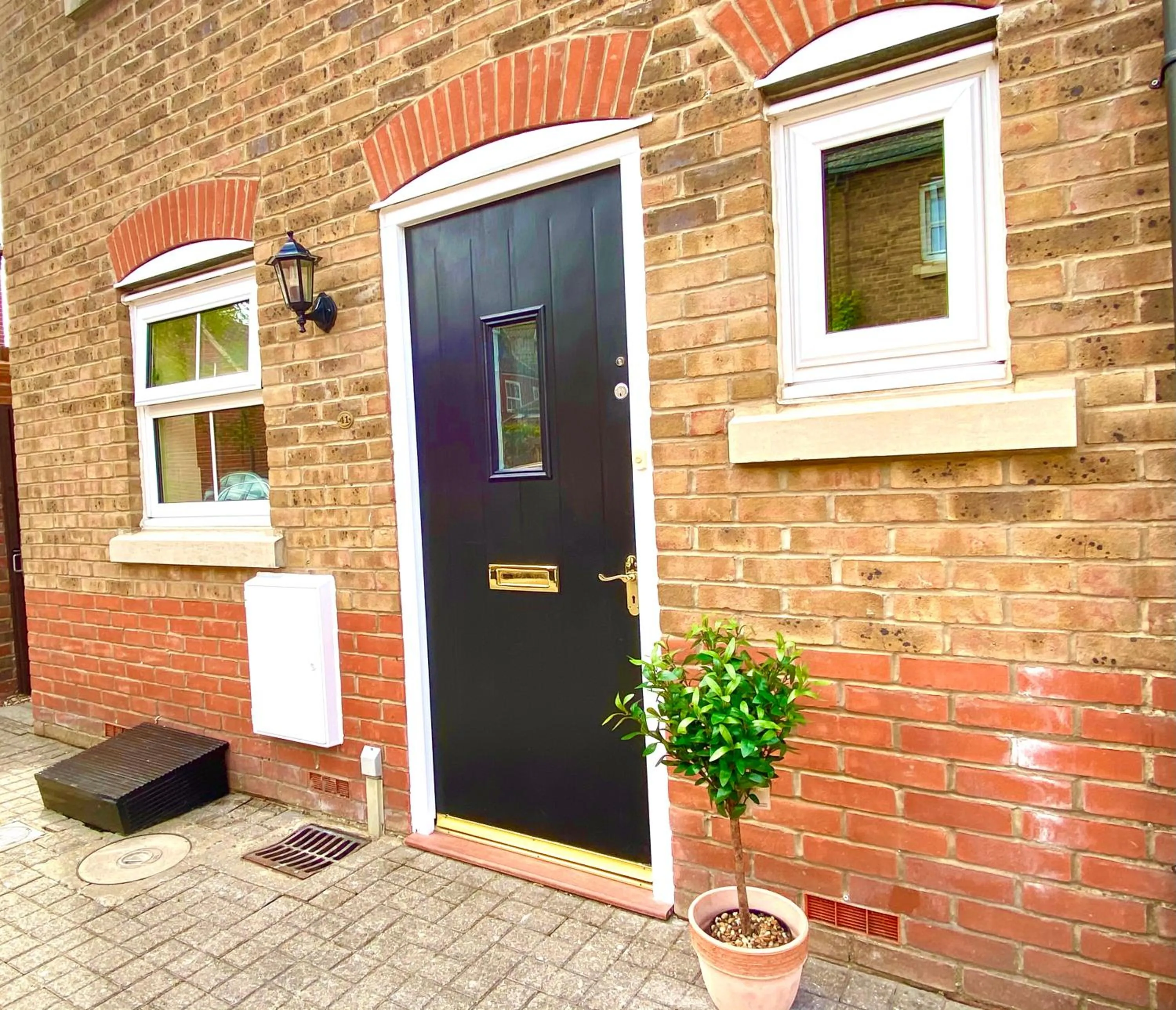 Property building in Aylesbury Contractor & Staycation Home