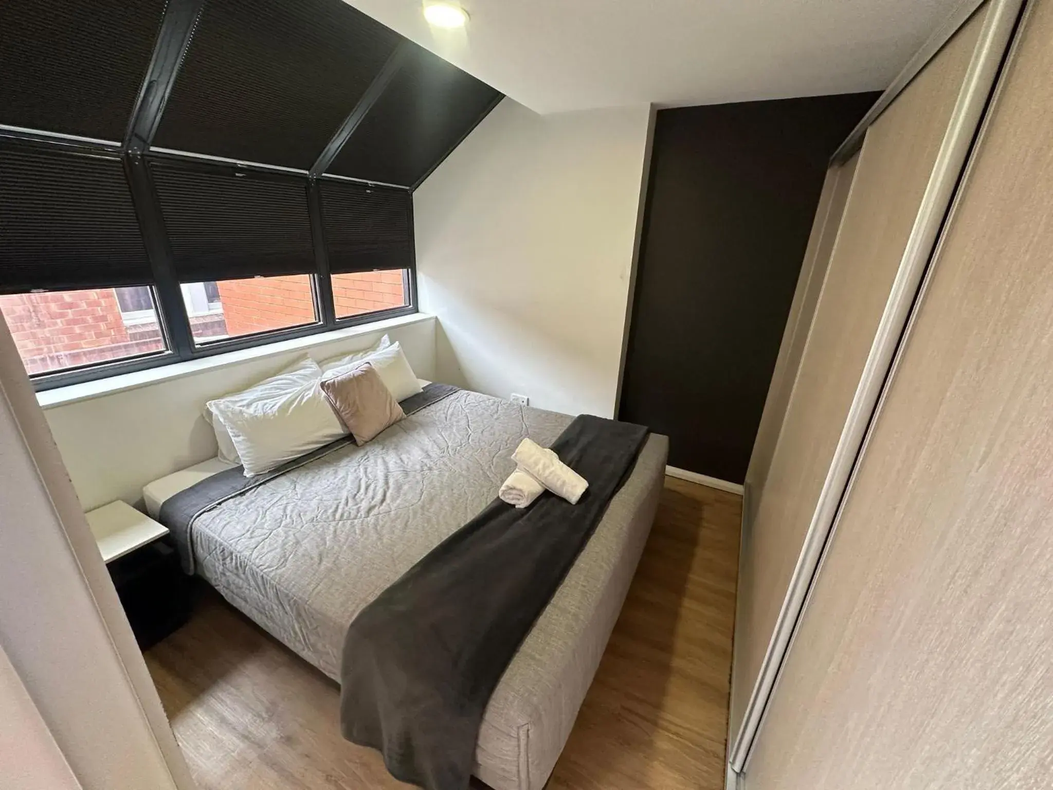 Bed in Boulevard on Beaumont Bed in Boulevard on Beaumont