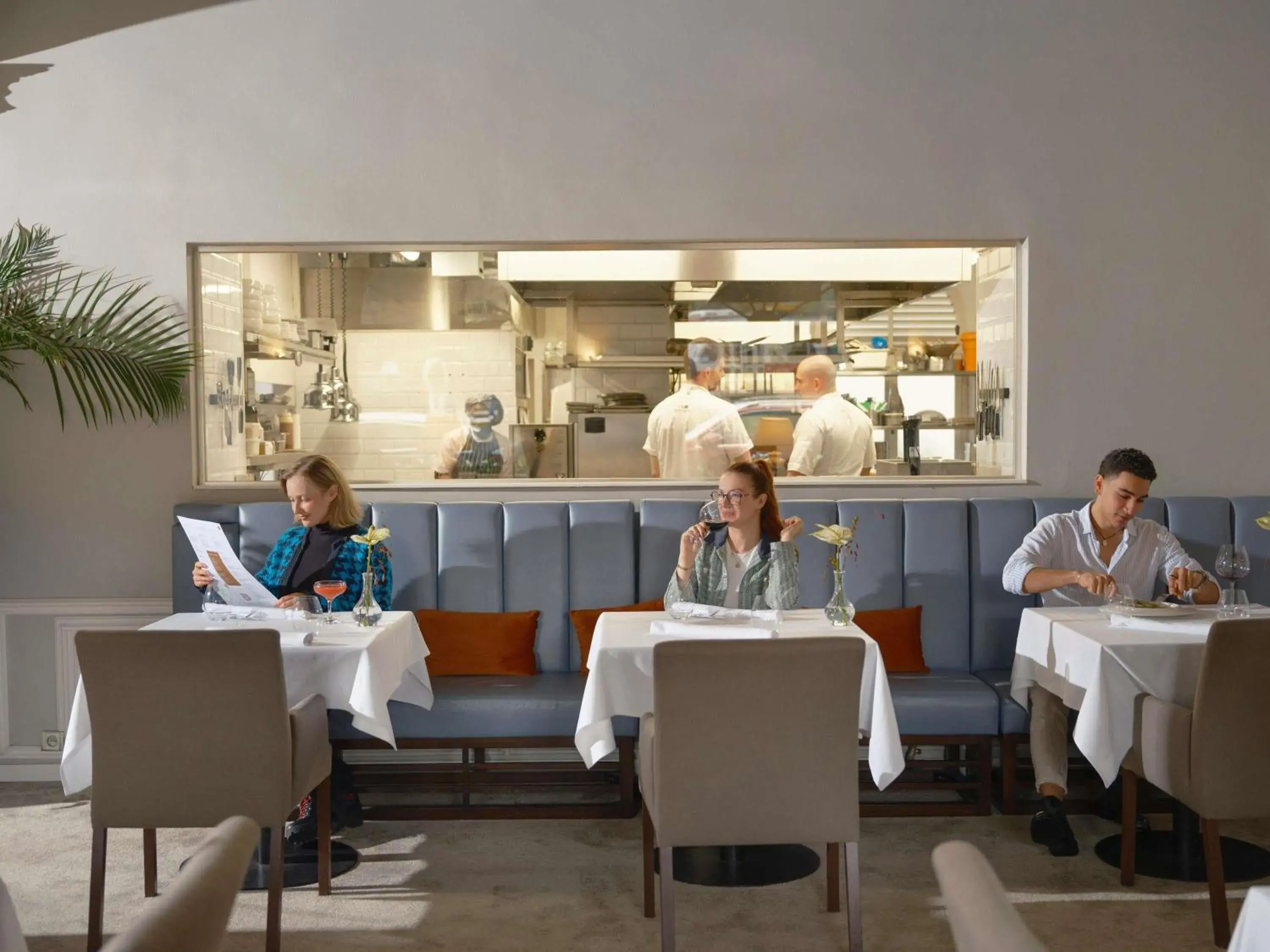 Restaurant/places to eat in The Mozart Prague Restaurant/places to eat in The Mozart Prague