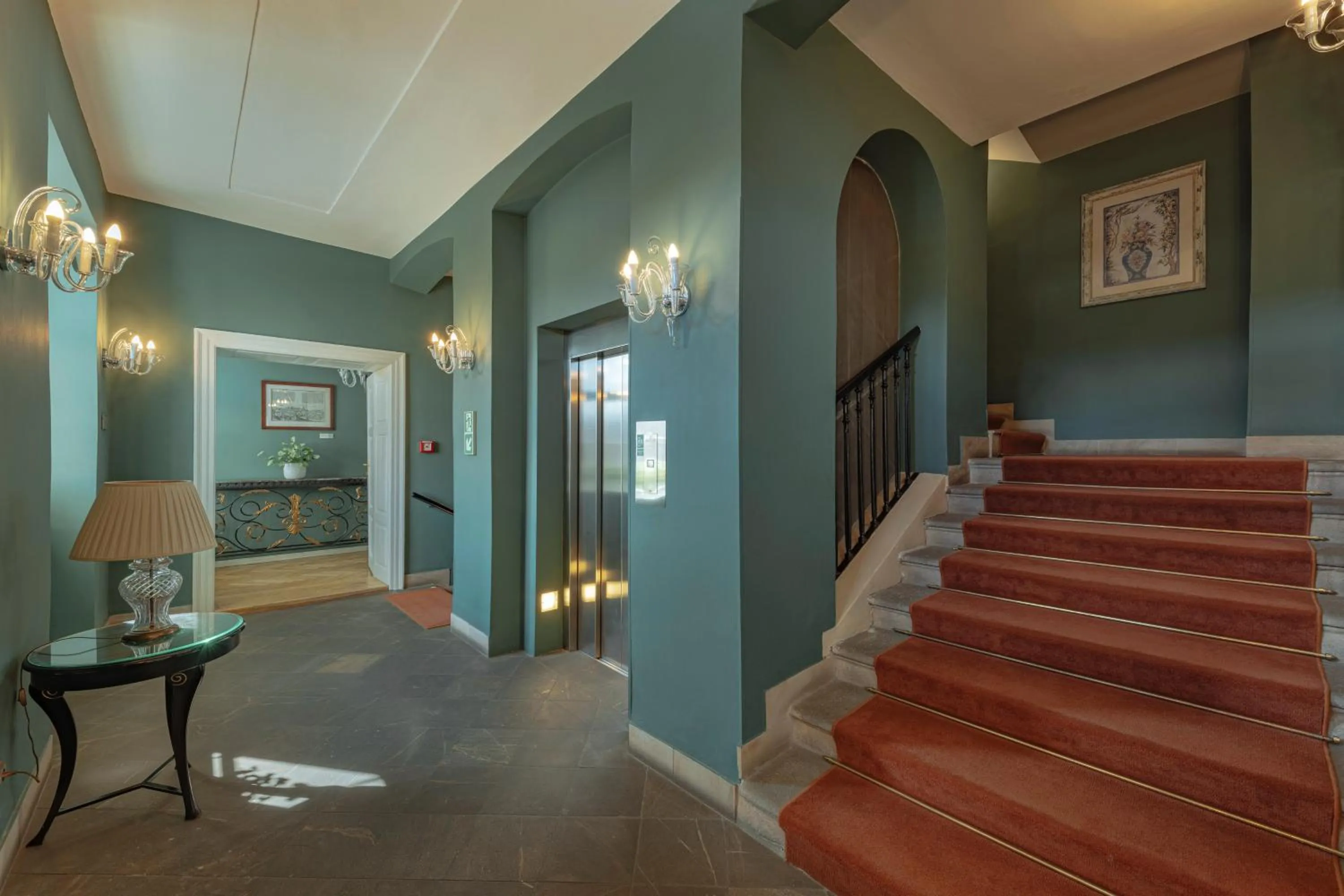 elevator in The Mozart Prague