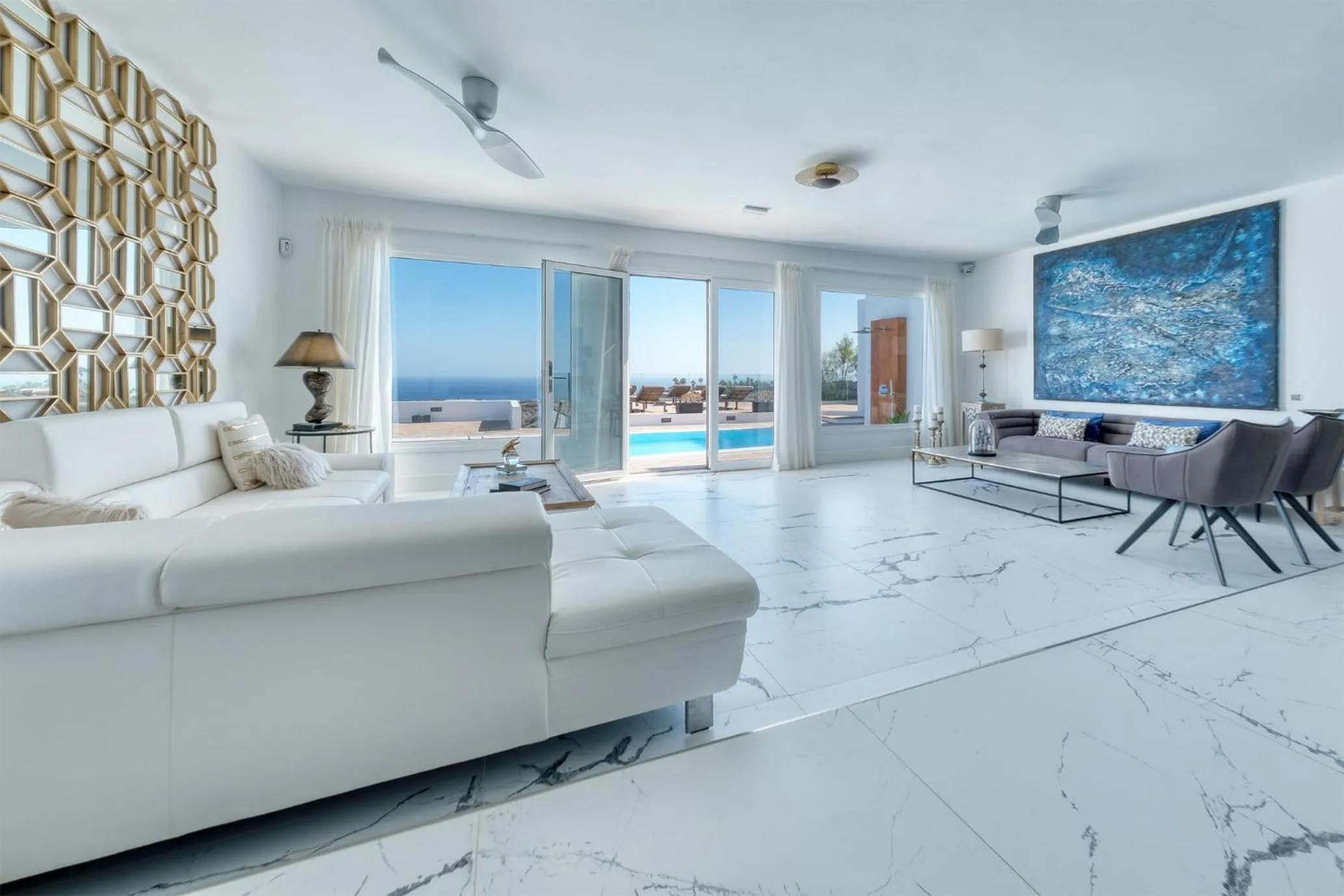 Communal lounge/ TV room in Casa Serena 10 Boutique- Adults Only-Breakfast Included