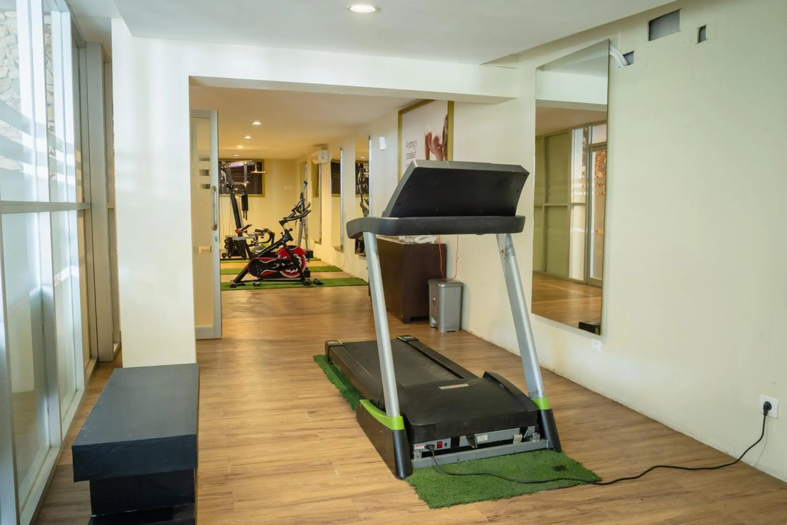 Fitness centre/facilities in Estrella Hotel & Conference Fitness centre/facilities in Estrella Hotel & Conference