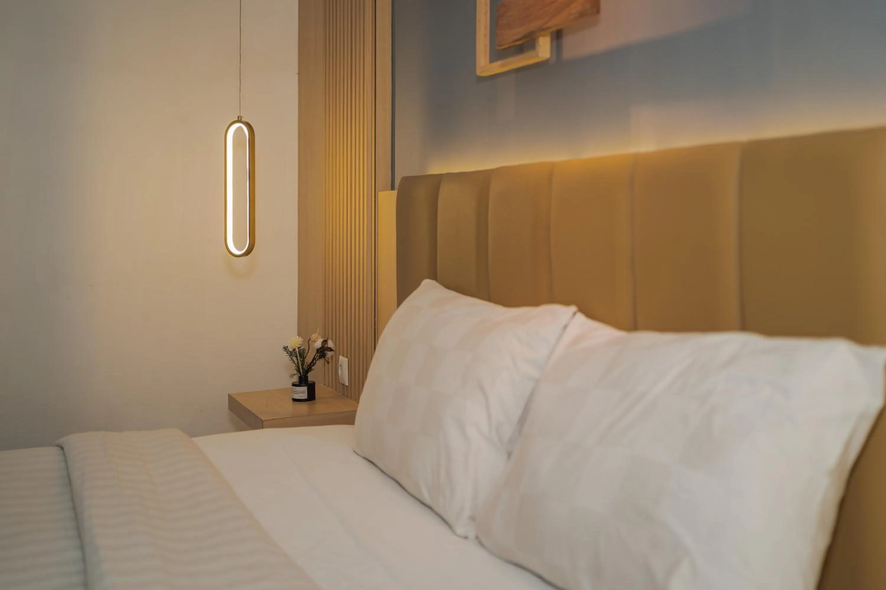 Bedroom, Bed in Best Hotel Kedungsari