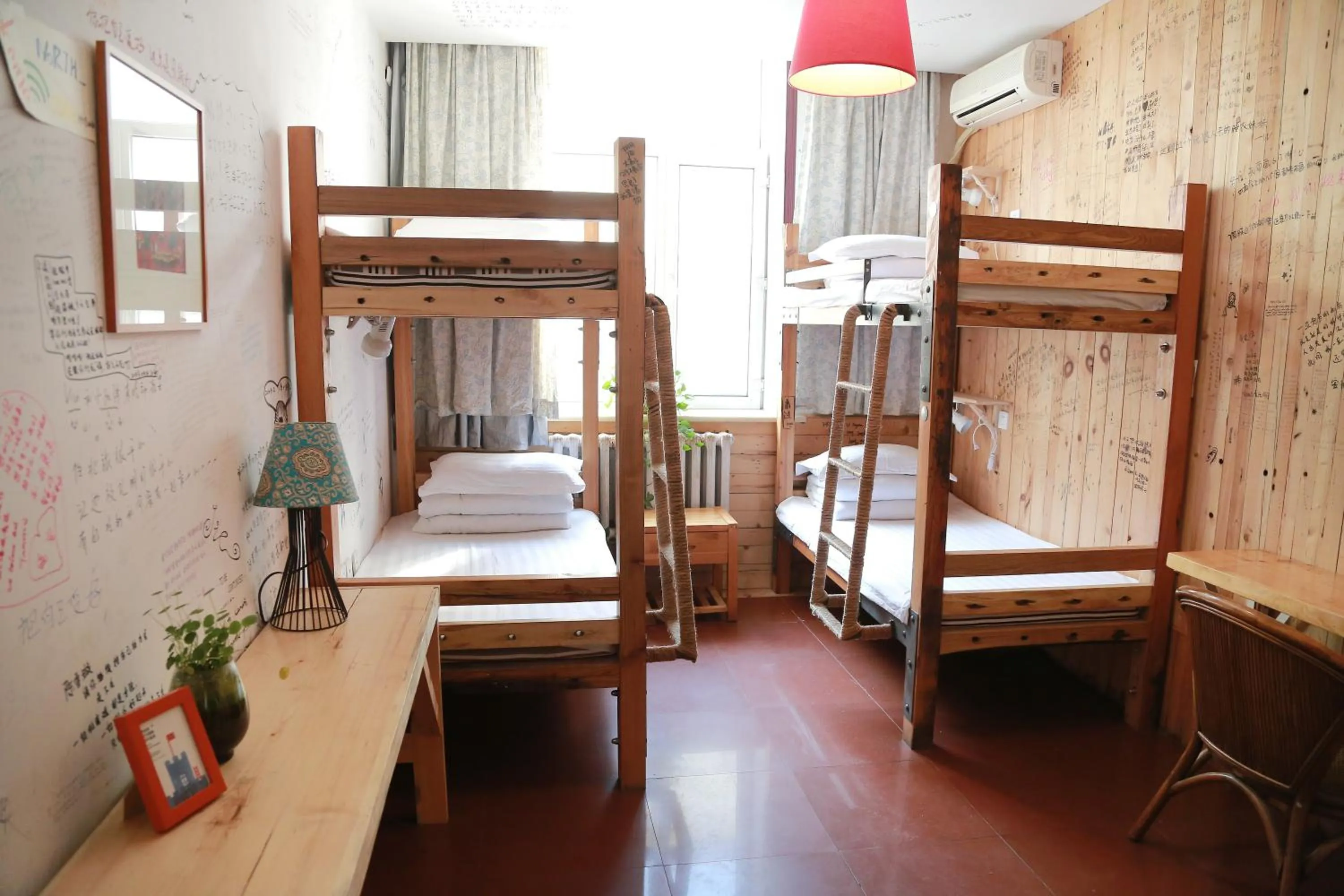 Photo of the whole room, Bed in Harbin North International Youth Hostel