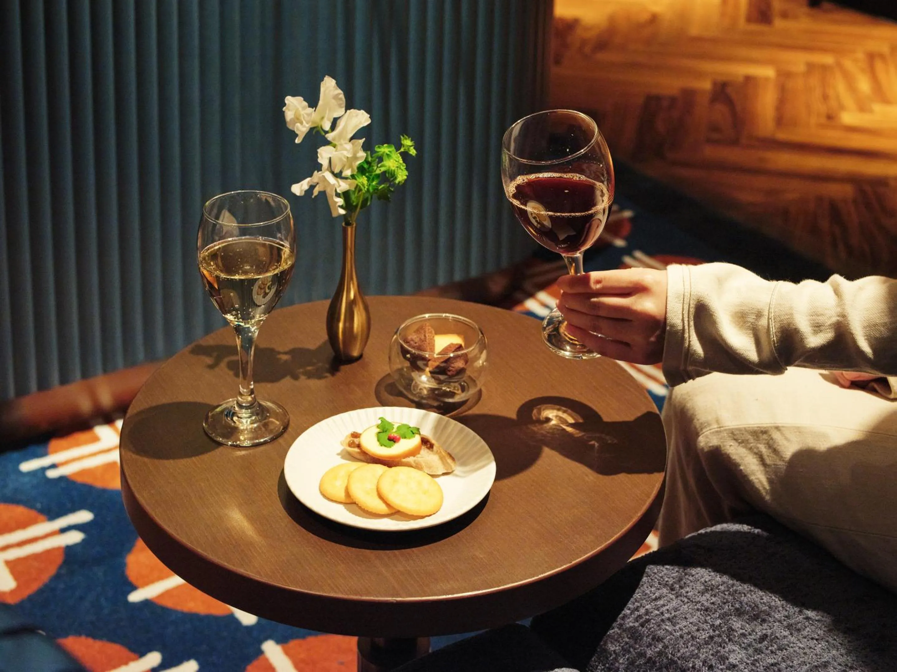 Lounge or bar in Mitsui Garden Hotel Osaka Premier