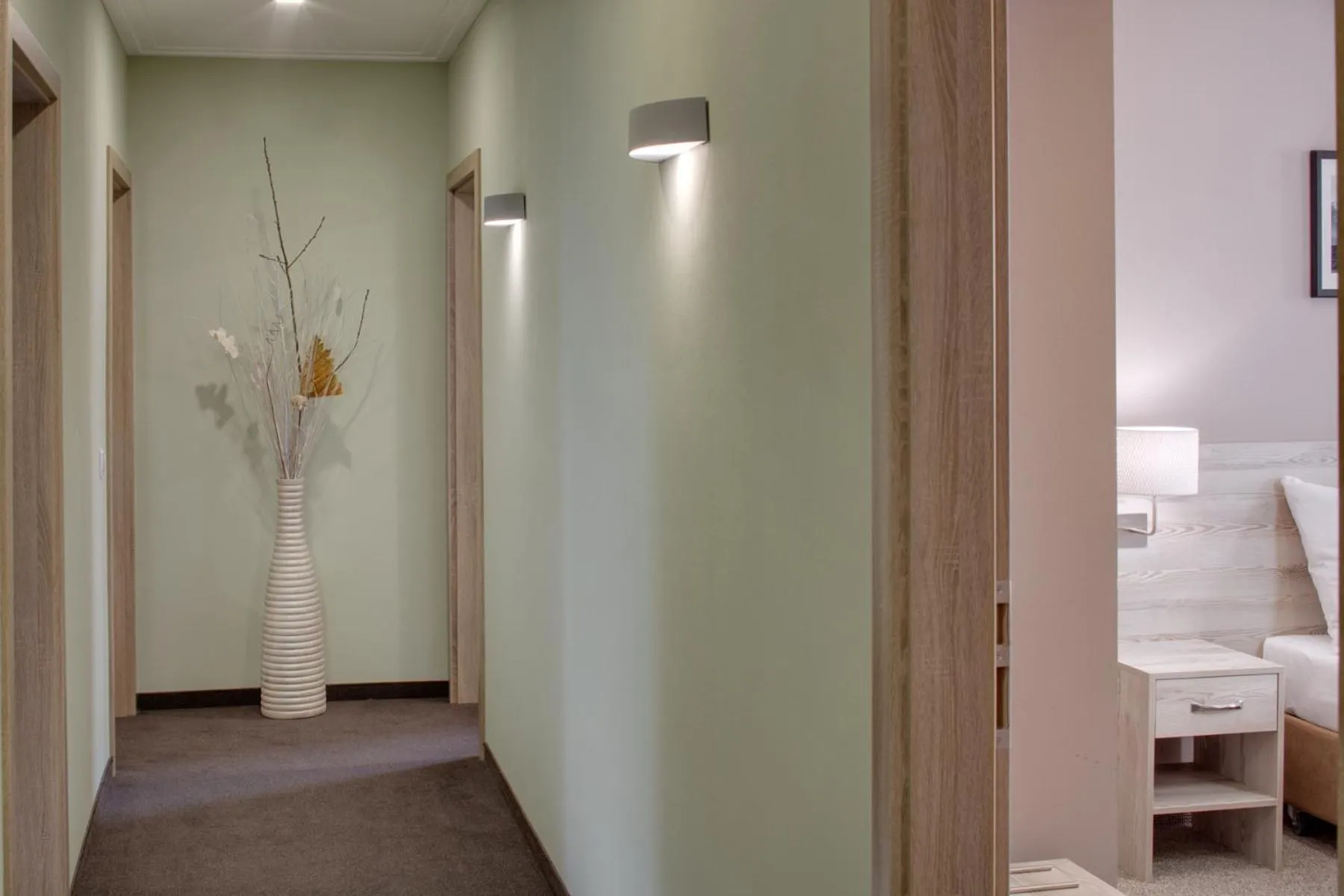 Property building, Bed in Hotel Florenc