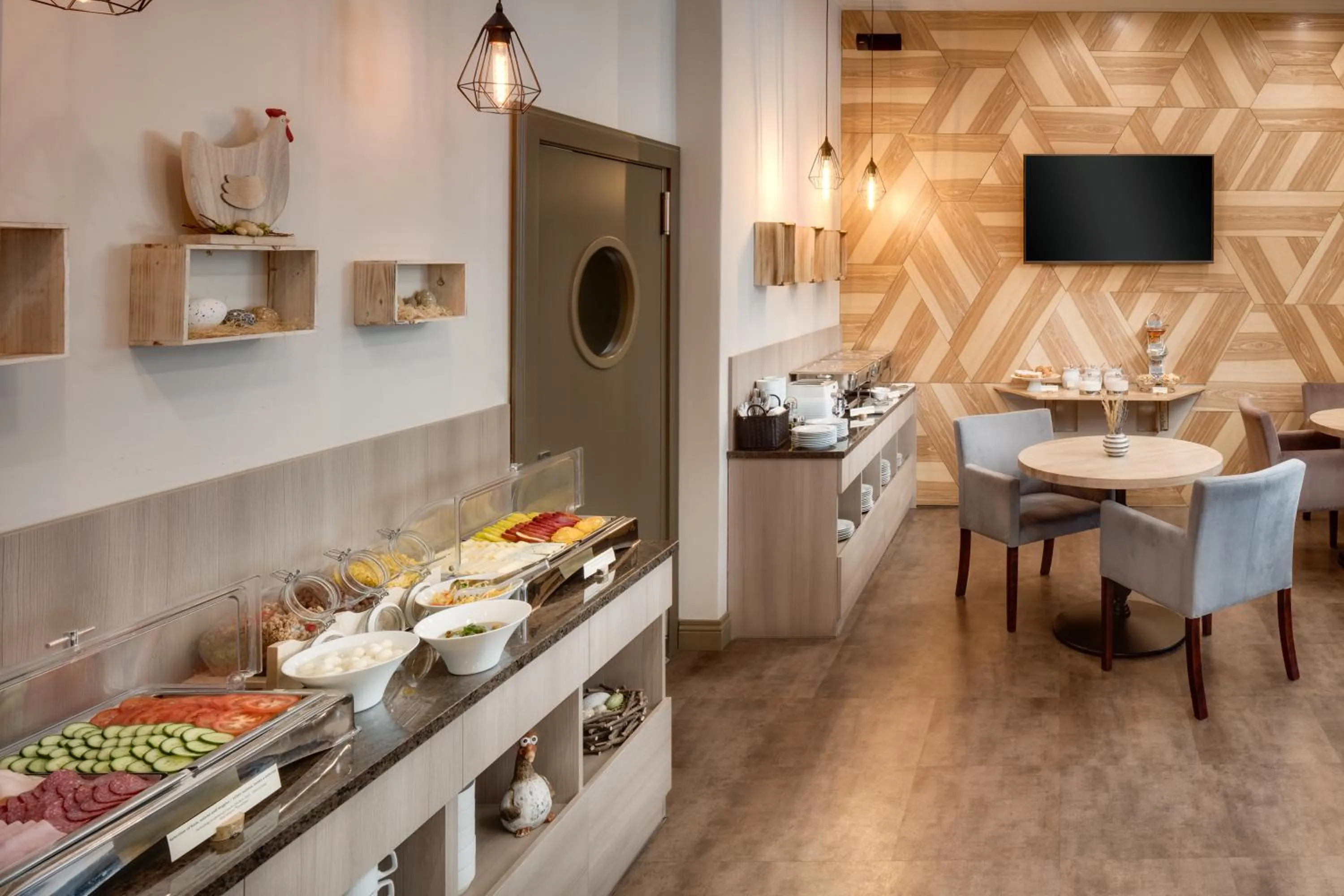 Buffet breakfast in Hotel Florenc