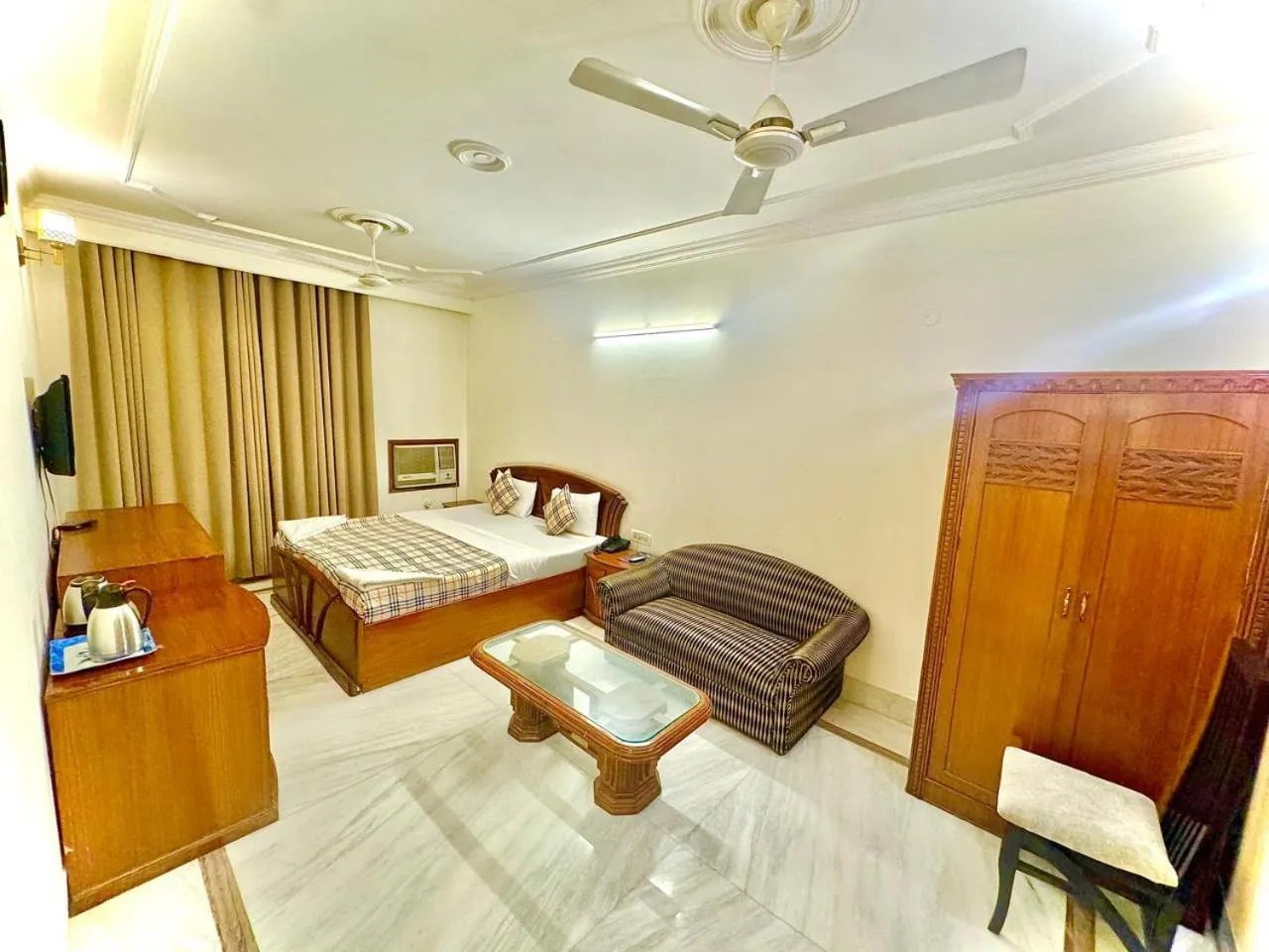 Bed in Hotel Pablas International, New Delhi, Near Metro