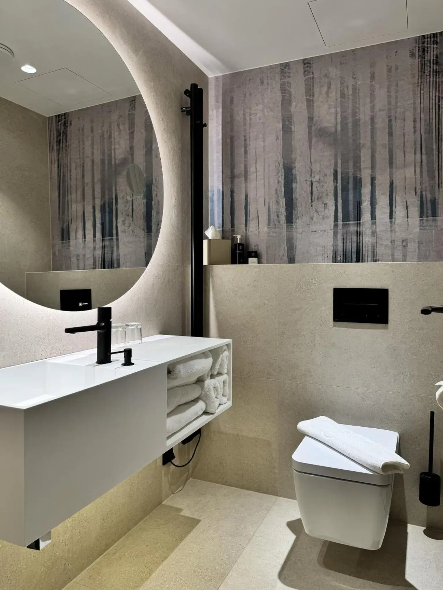 Deluxe Double Room with Spa Access in OREA Resort Sklář Harrachov Deluxe Double Room with Spa Access in OREA Resort Sklář Harrachov