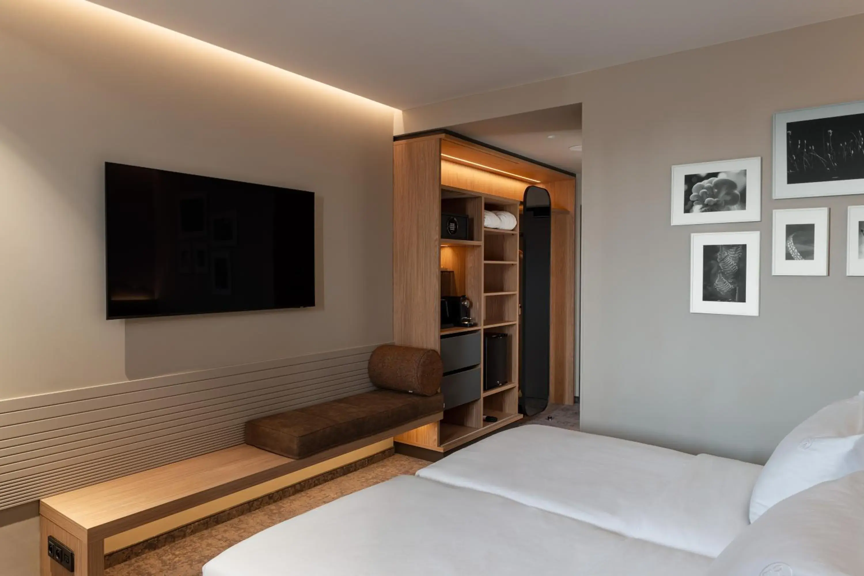 Executive Double Room with Balcony and Spa Access in OREA Resort Sklář Harrachov Executive Double Room with Balcony and Spa Access in OREA Resort Sklář Harrachov