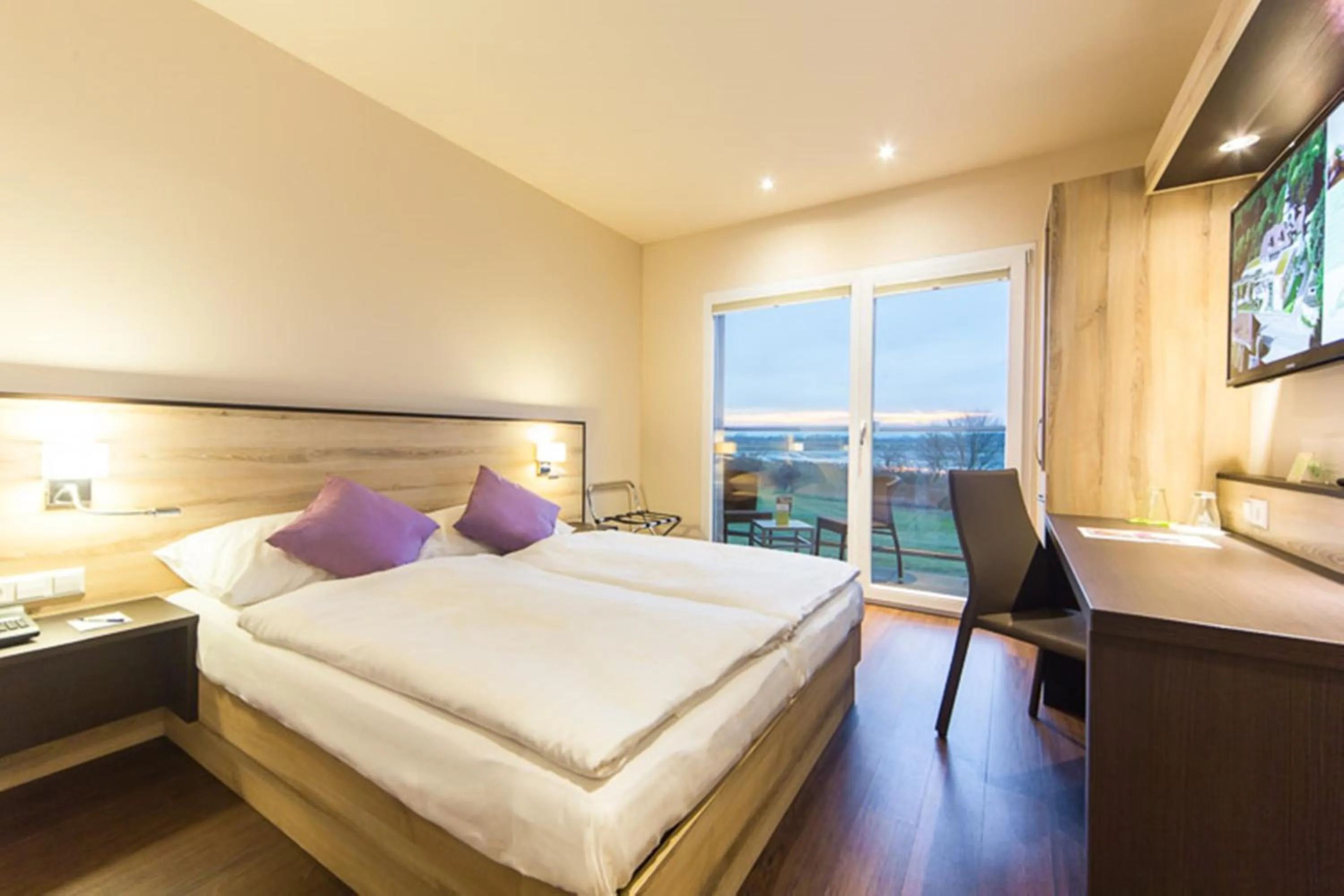 Photo of the whole room, Bed in Motel Verde