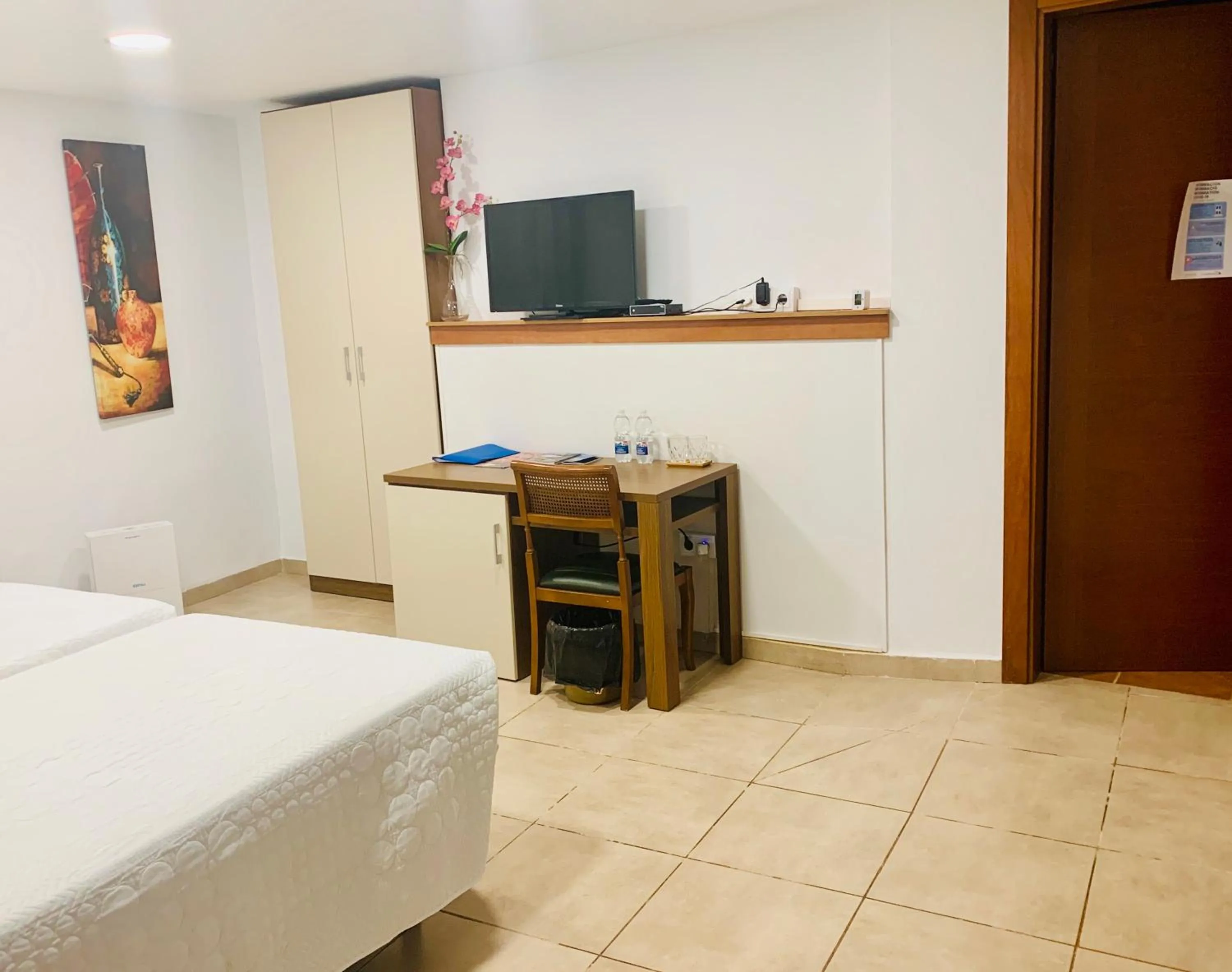 TV/Entertainment Center in Llar de Capitans