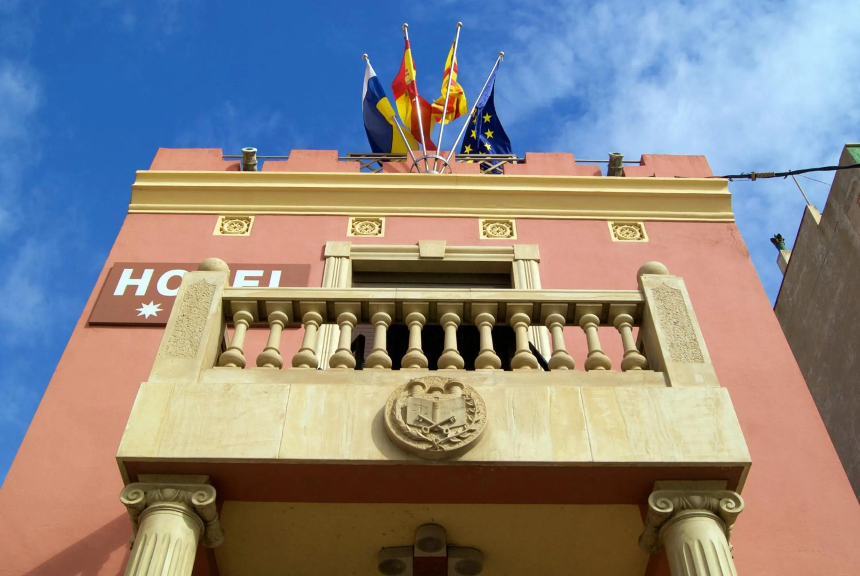 Property Building in Llar de Capitans