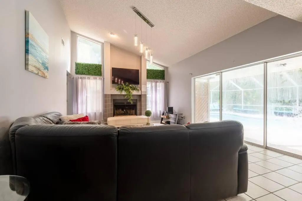 Tropical Escape with Relaxing Heated Pool & Palm Breezes