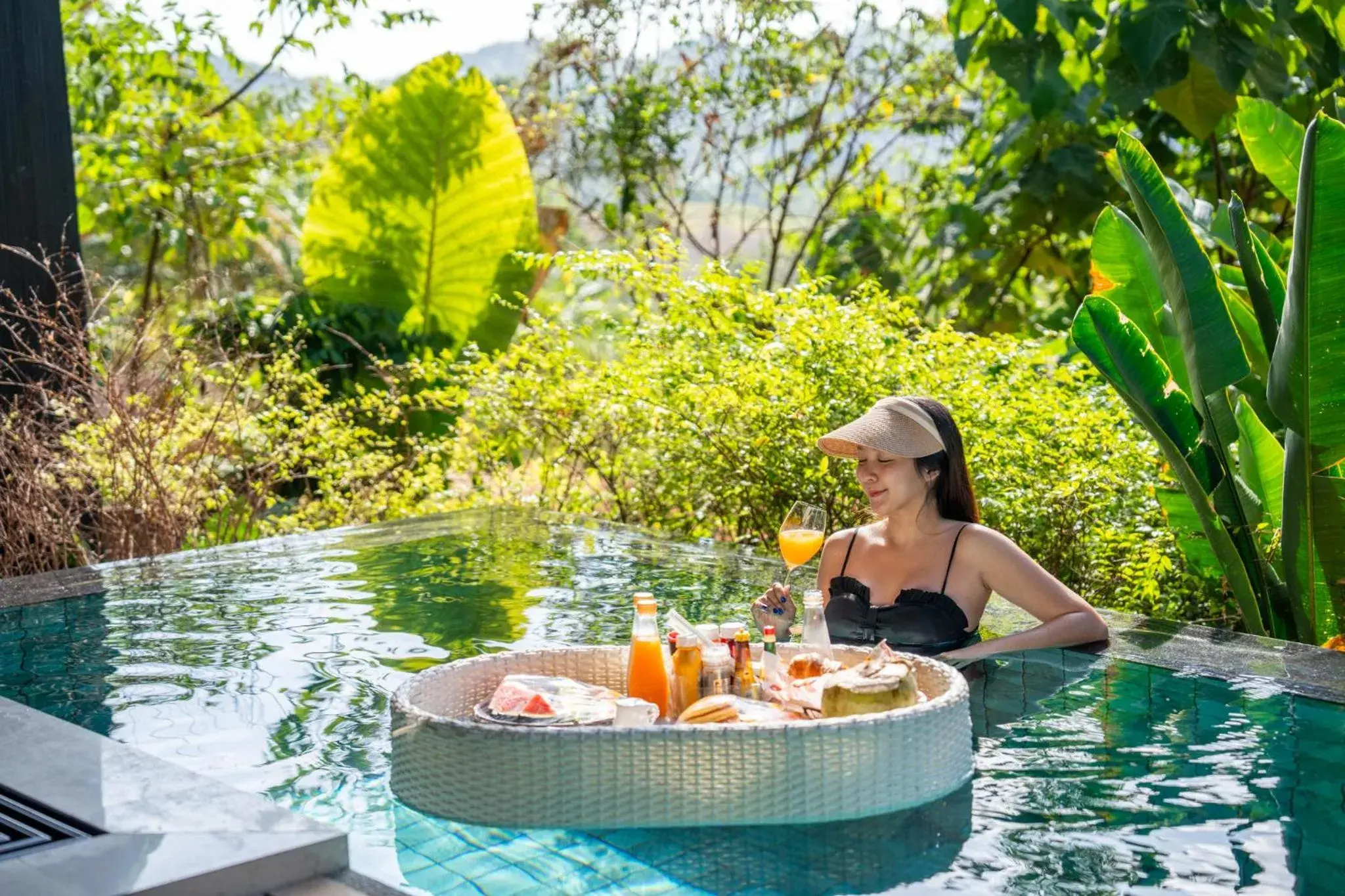 Restaurant/places to eat in AKRA Collection Layan - Hideaway Villas Restaurant/places to eat in AKRA Collection Layan - Hideaway Villas