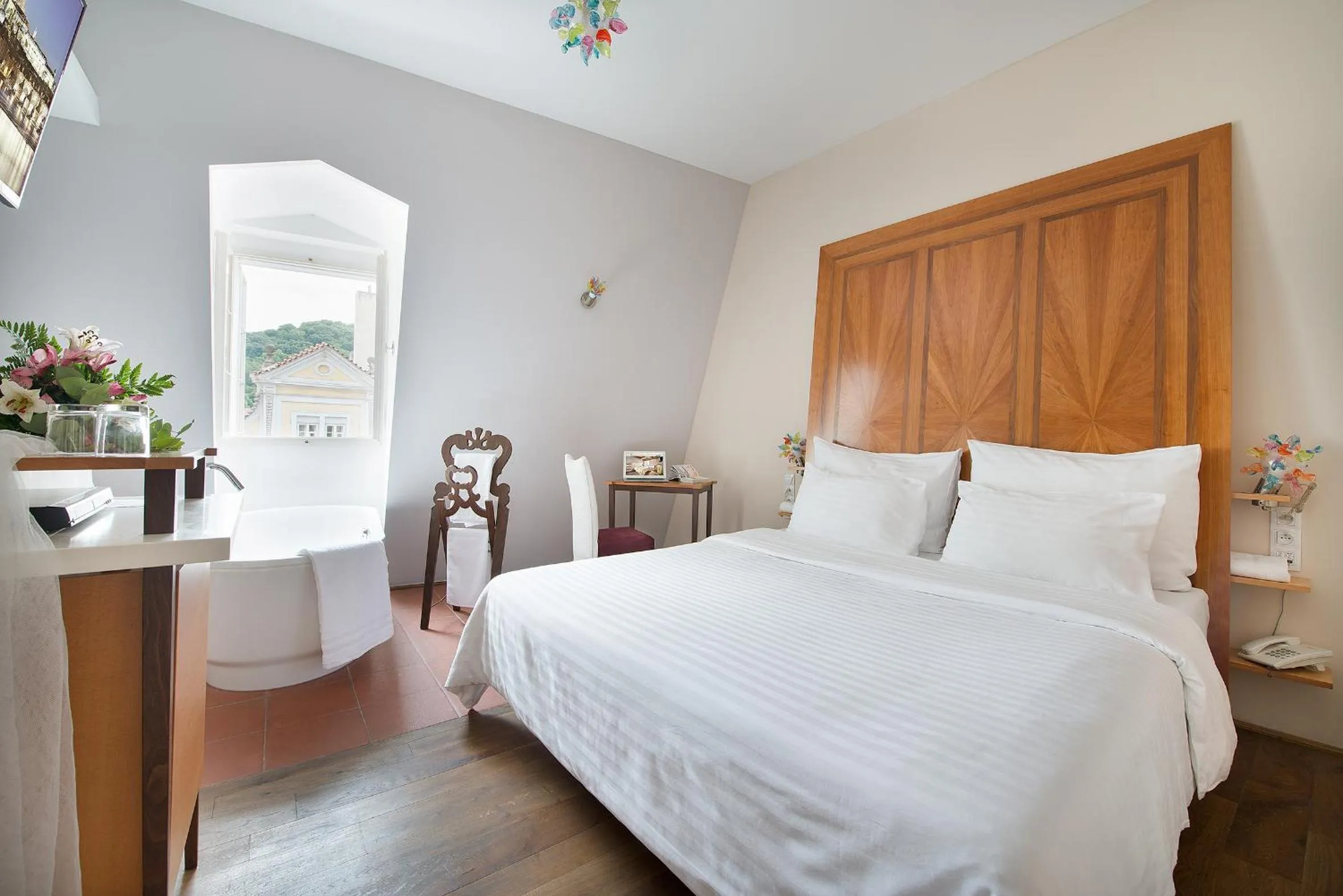 Photo of the whole room, Bed in Design Hotel Neruda