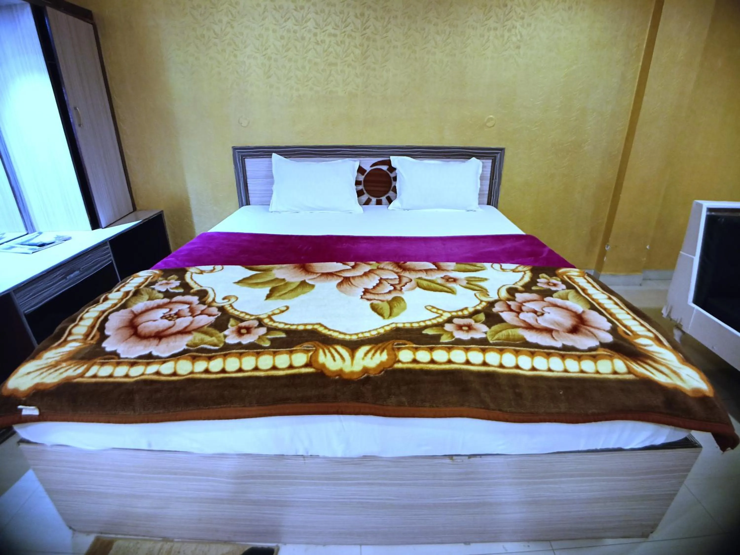 Photo of the whole room, Bed in Hotel Sea Coast